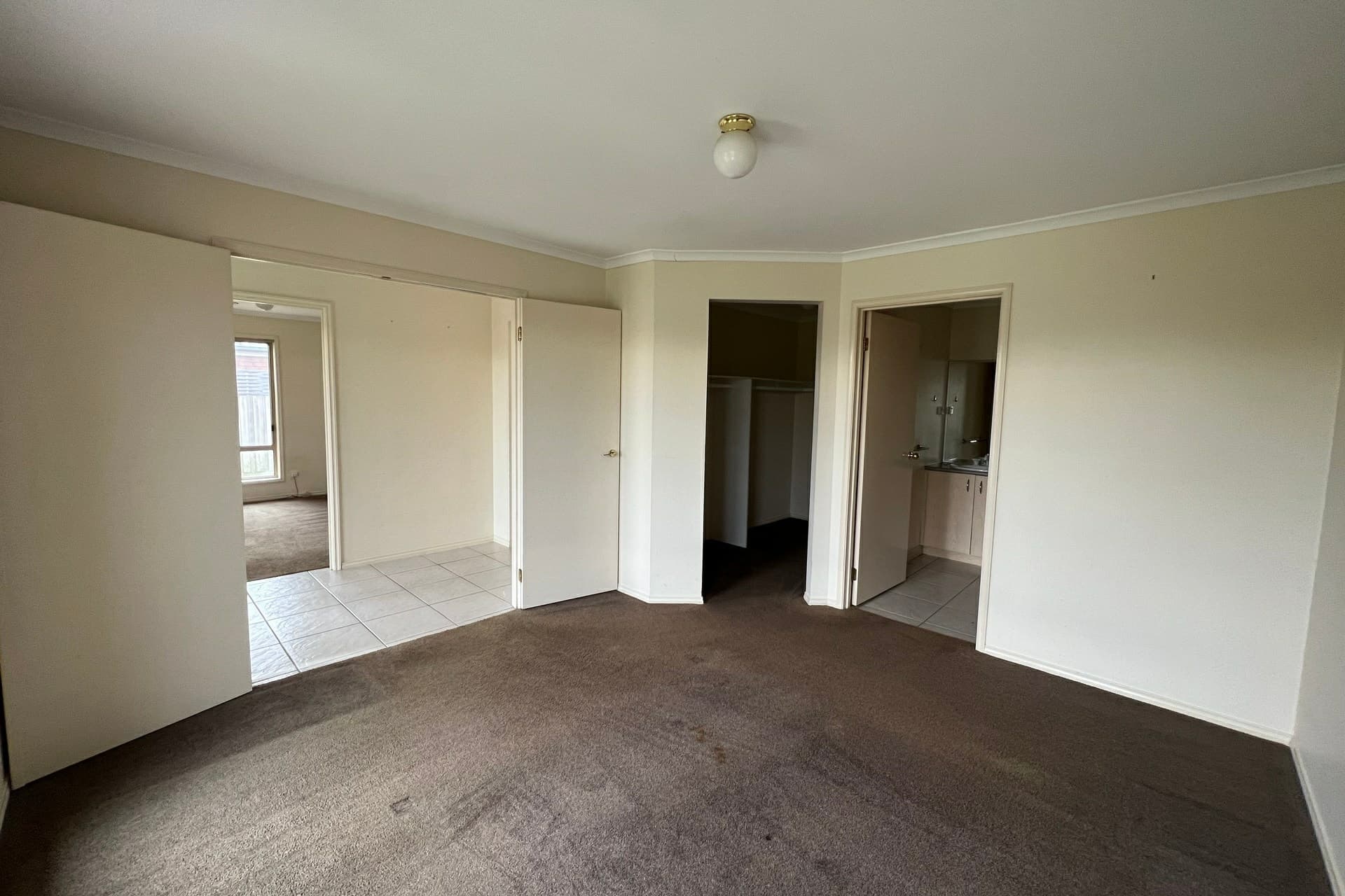 17 Fairhaven Boulevard Cranbourne West VIC, Cranbourne West - Thumbnail 5