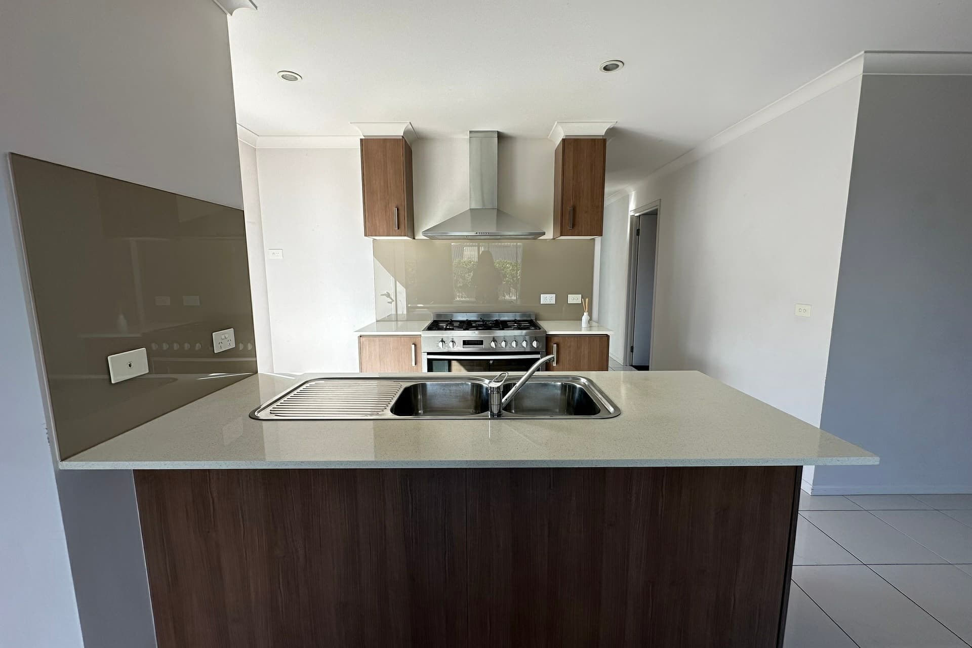6 Red Poll Road Cranbourne West VIC, Cranbourne West - Thumbnail 7