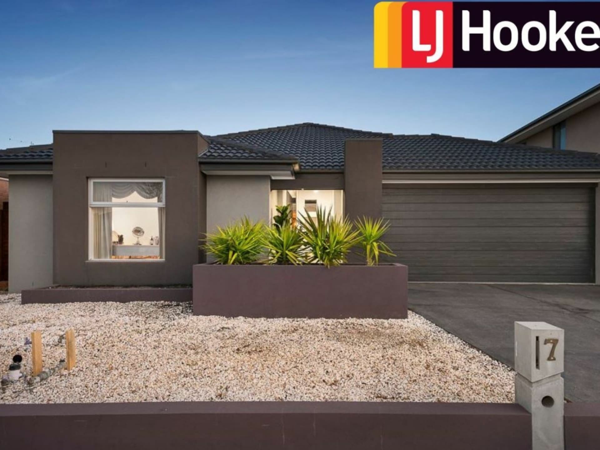 7 Minerva Avenue Cranbourne West VIC, Cranbourne West - Thumbnail 2