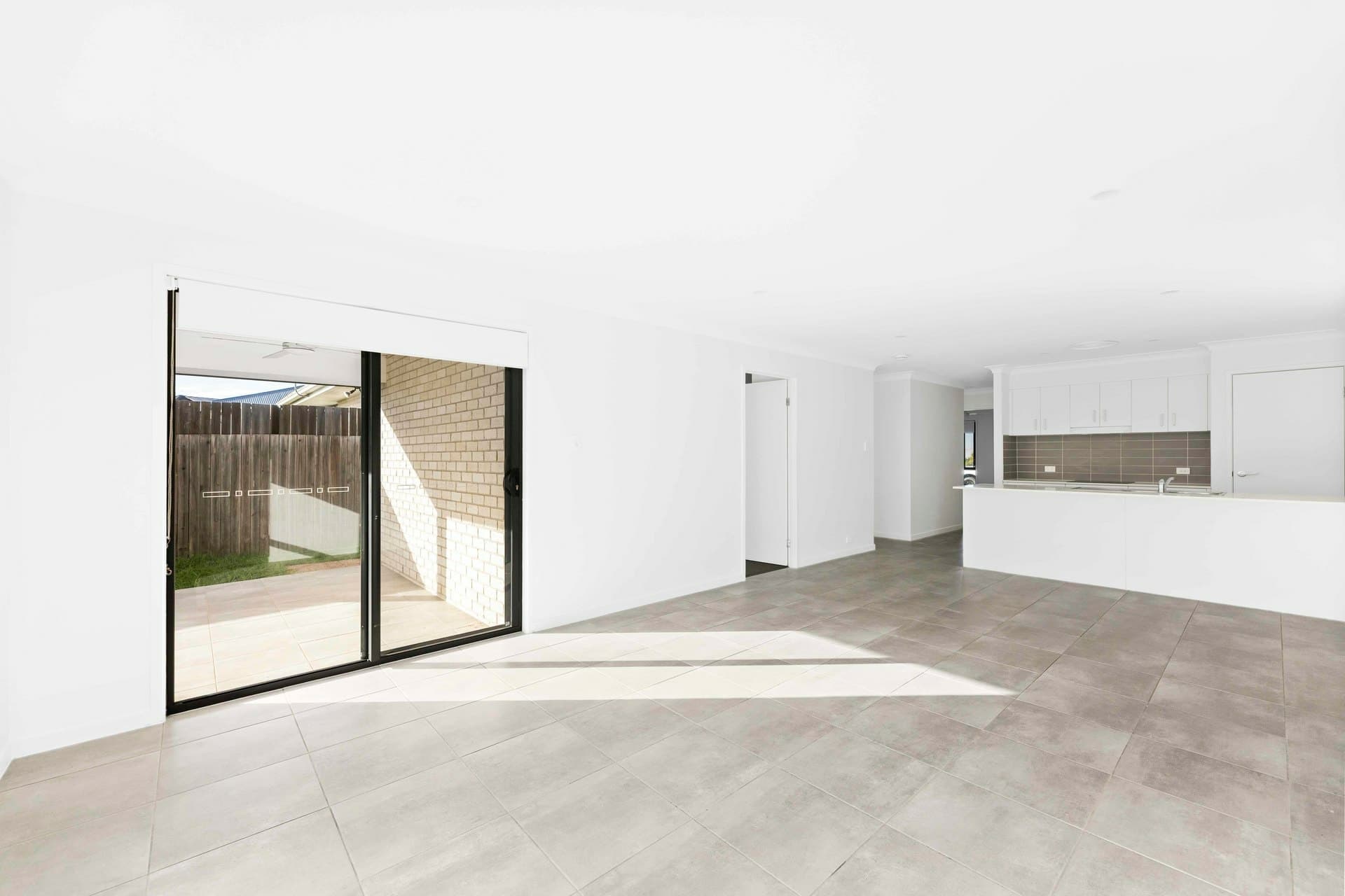 2/83 Sanctuary Drive Cranley QLD, Cranley - Thumbnail 3