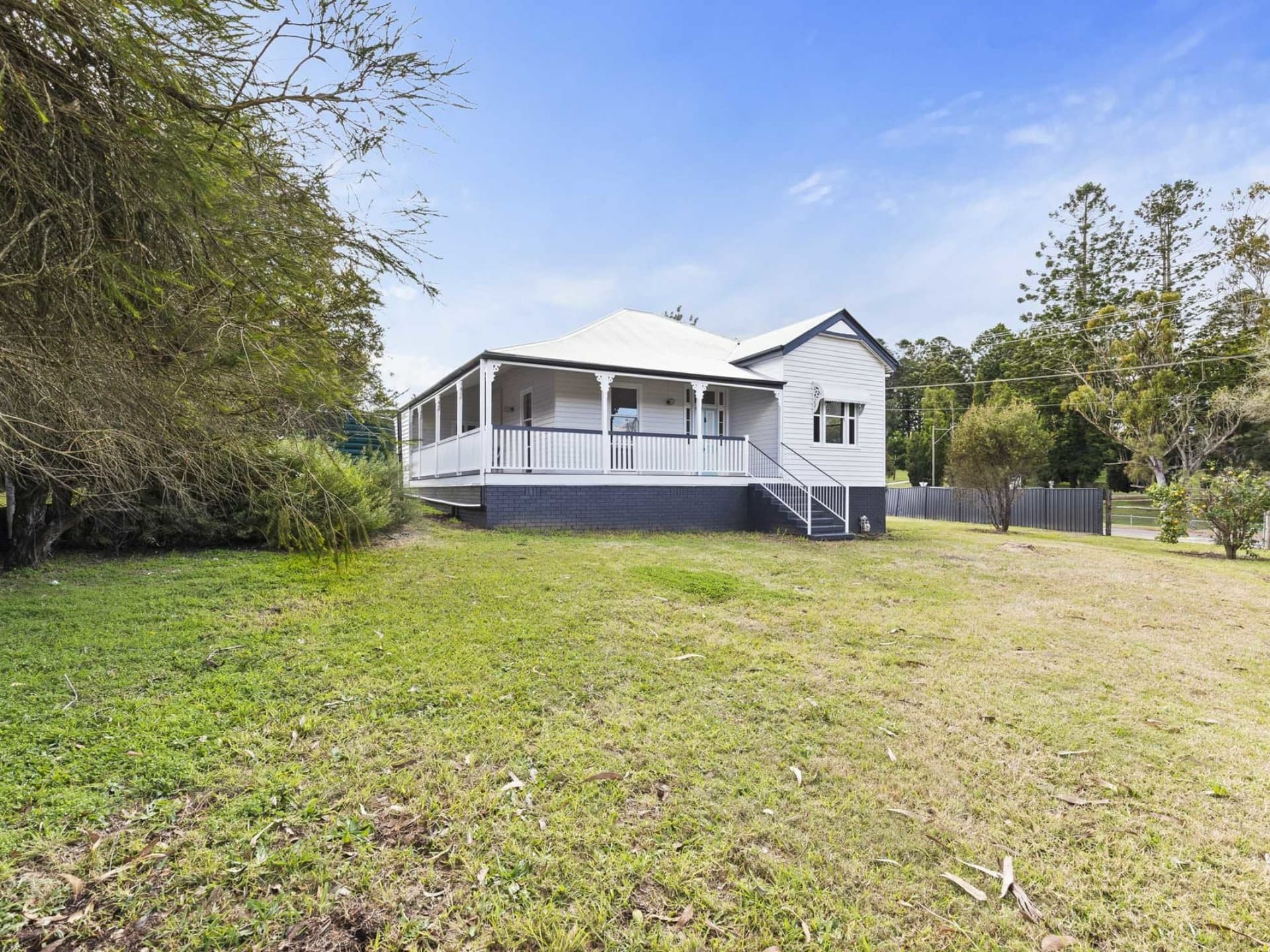 61 Hogg Street Cranley QLD, Cranley - Thumbnail 2