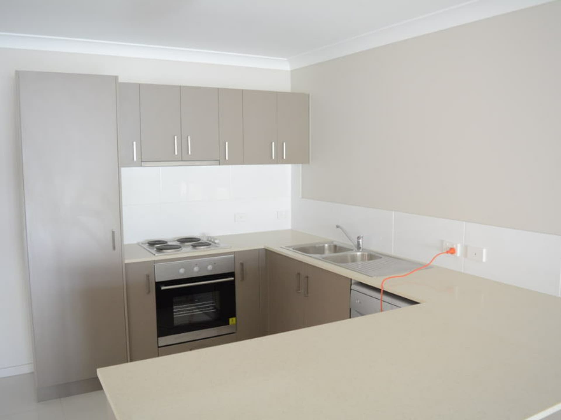 2/20A Alpine Court Cranley QLD, Cranley - Thumbnail 3