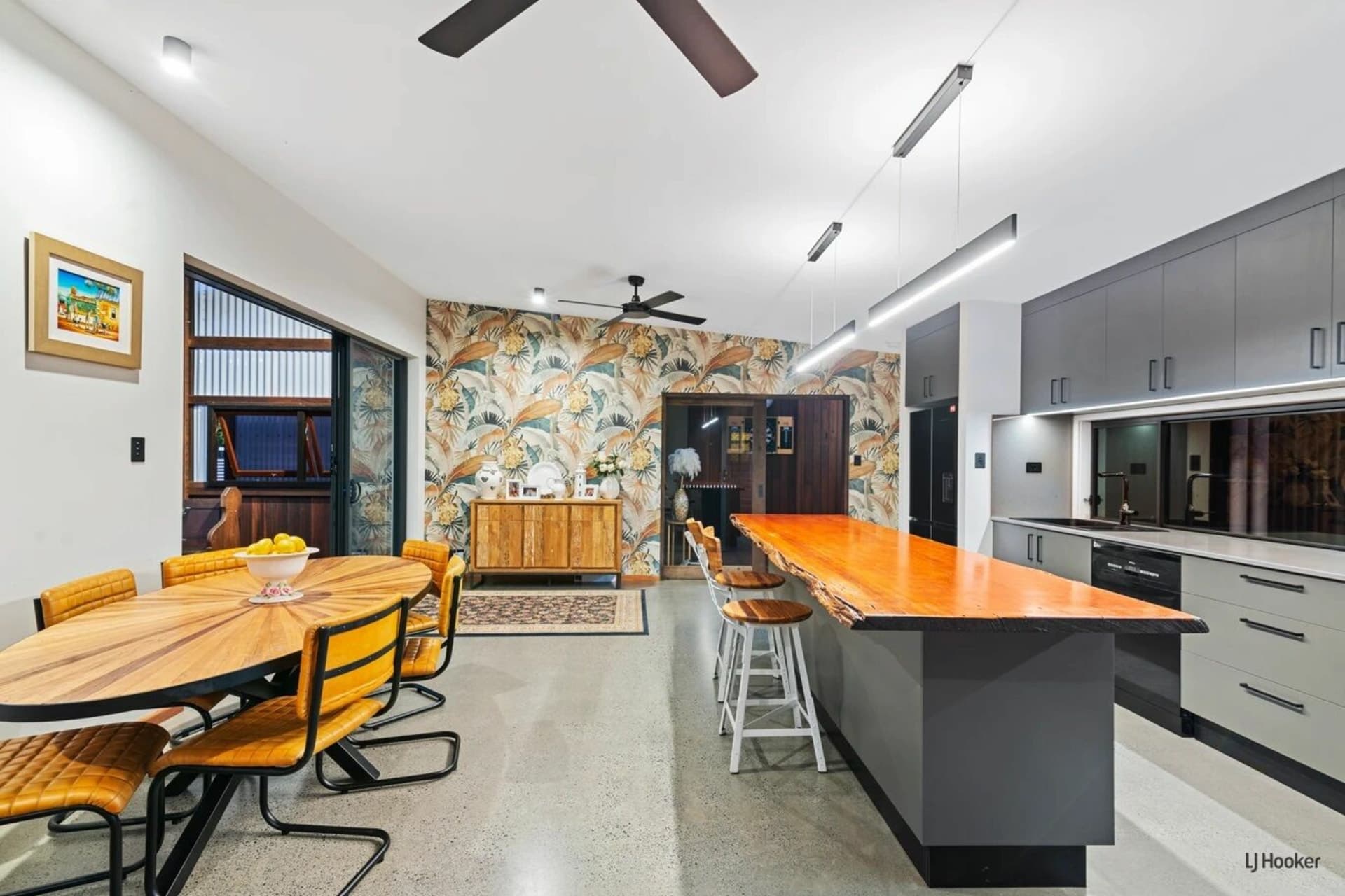 19 Village Way Currumbin Valley QLD, Currumbin Valley - Thumbnail 2