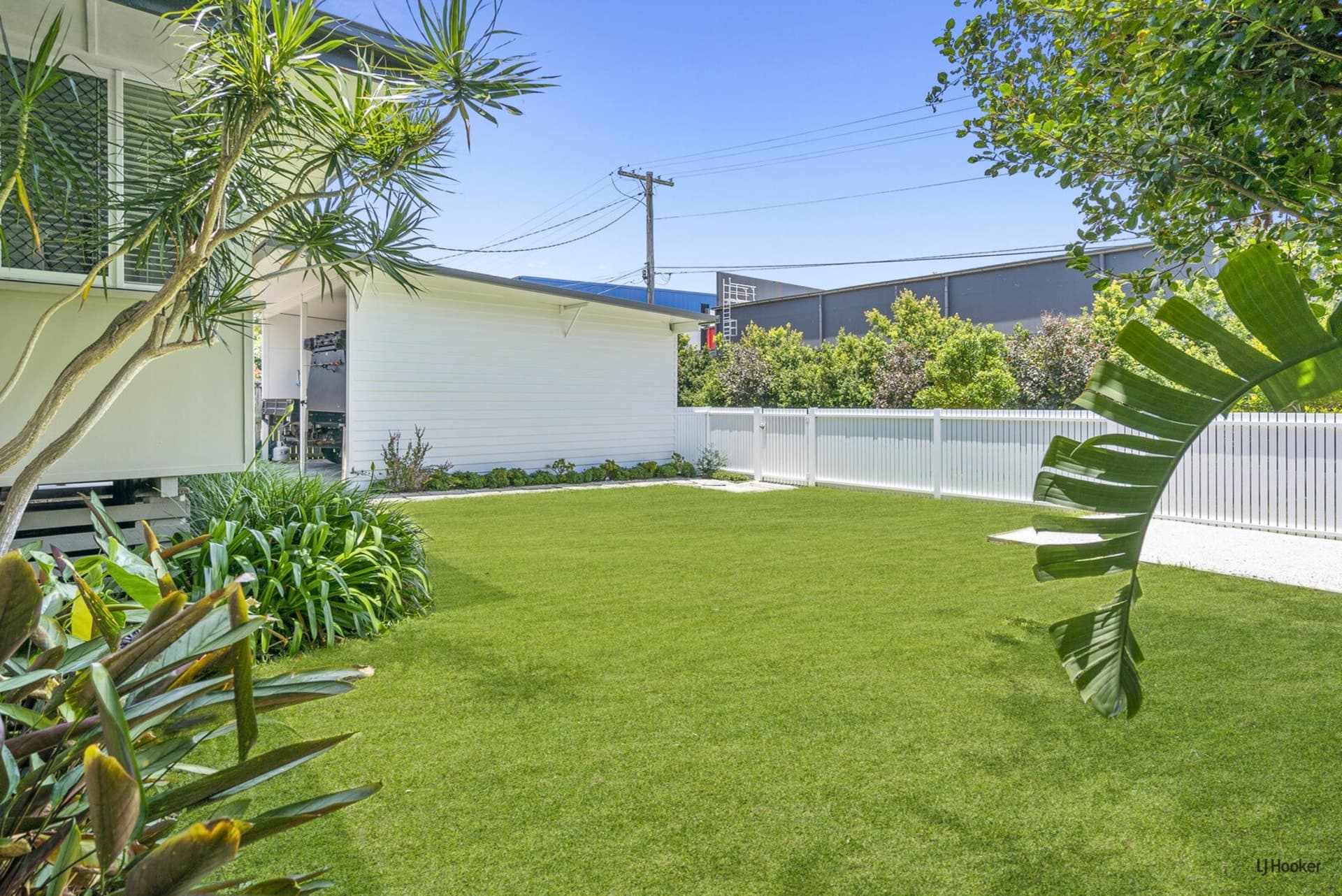 10 Narbine Street Currumbin Waters QLD, Currumbin Waters - Thumbnail 3
