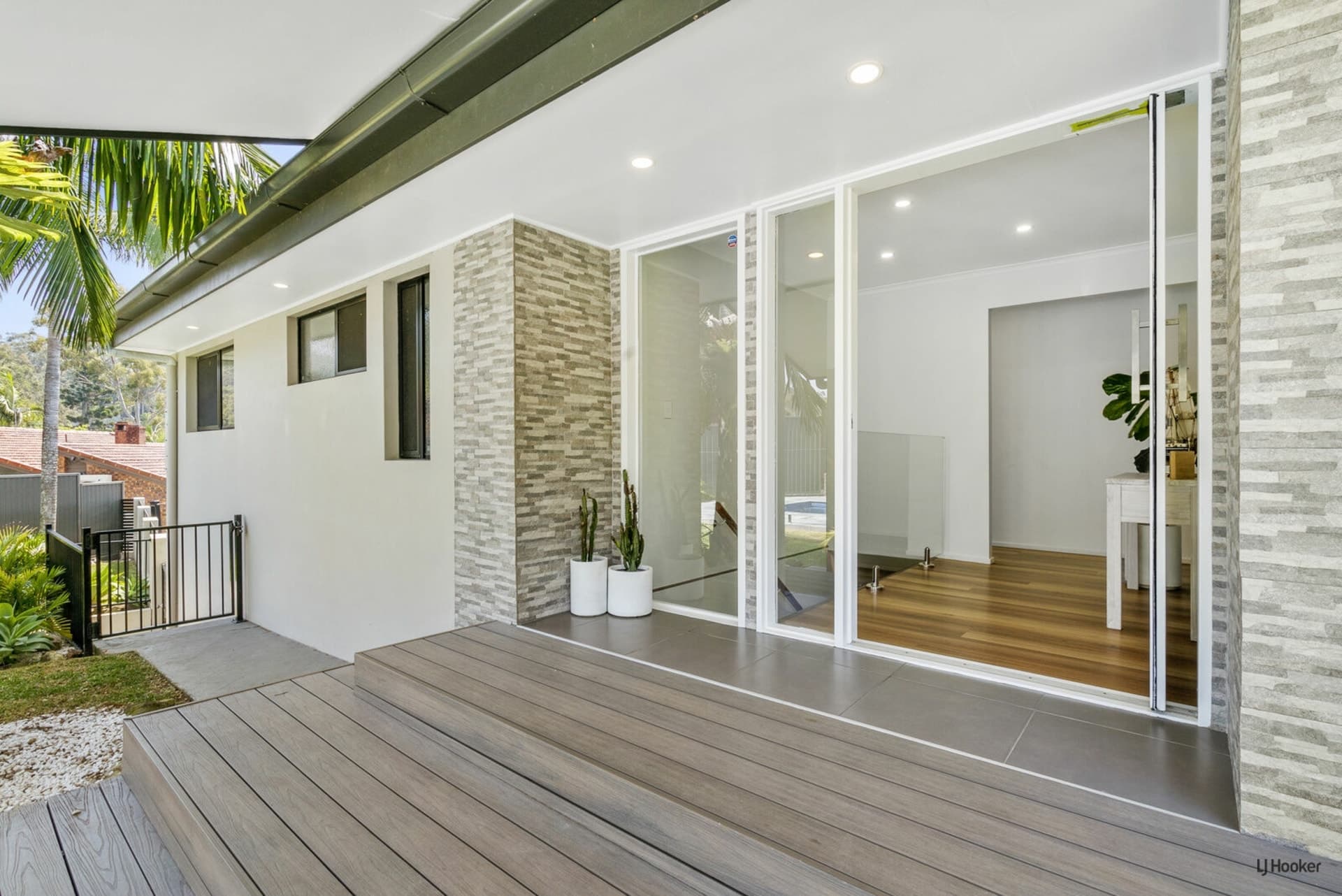 4 Aethalia Street Currumbin Waters QLD, Currumbin Waters - Thumbnail 4