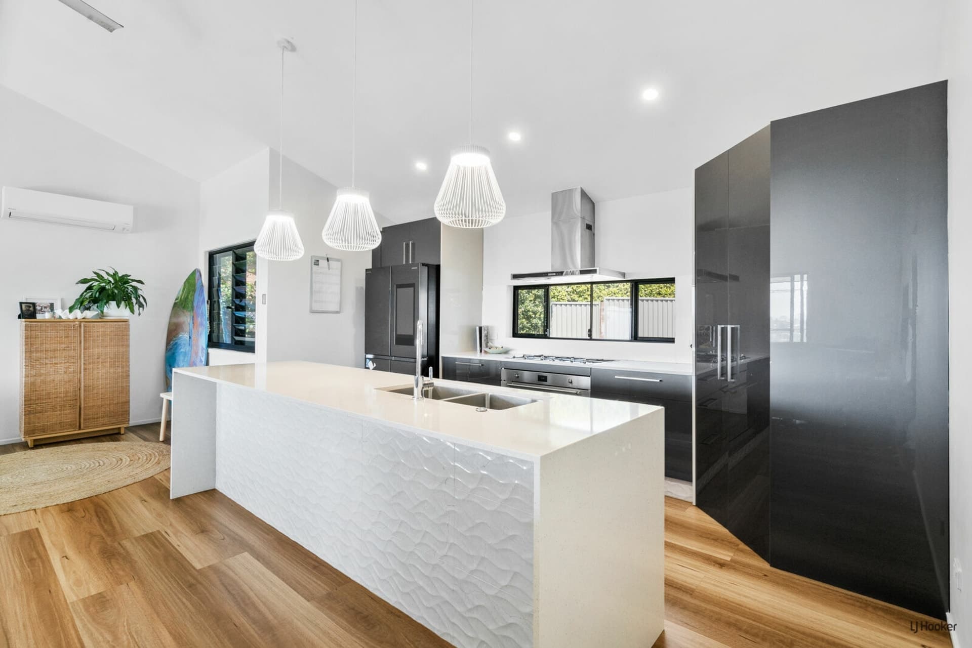 4 Aethalia Street Currumbin Waters QLD, Currumbin Waters - Thumbnail 5