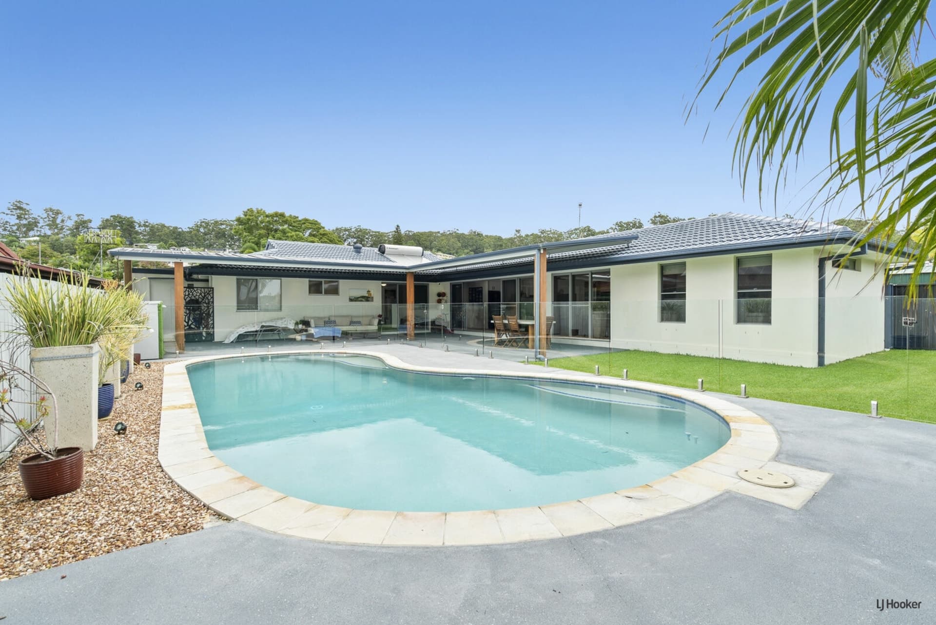 22 Mckenzie Drive Currumbin Waters QLD, Currumbin Waters - Thumbnail 3