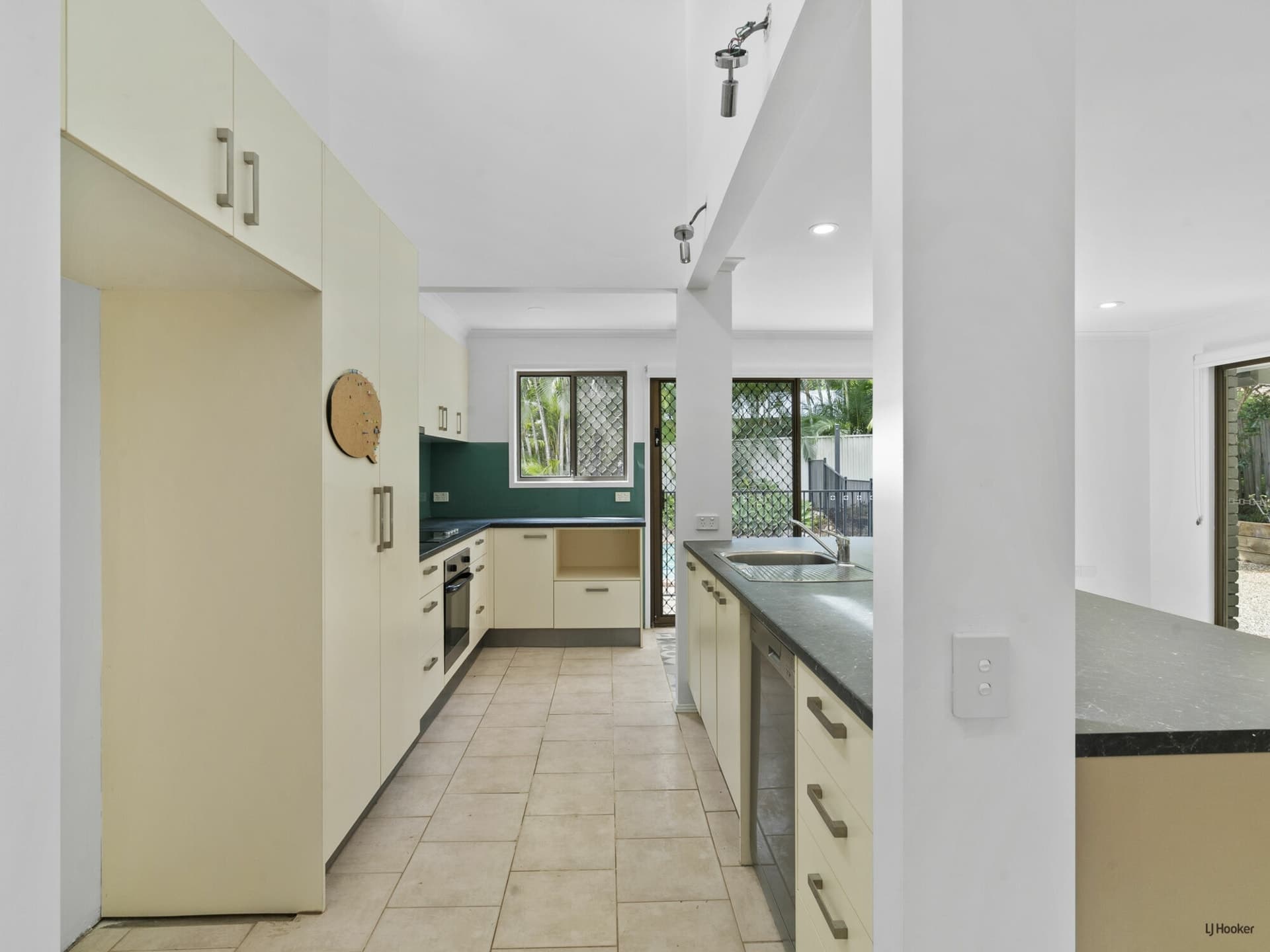 79 Ware Drive Currumbin Waters QLD, Currumbin Waters - Thumbnail 6