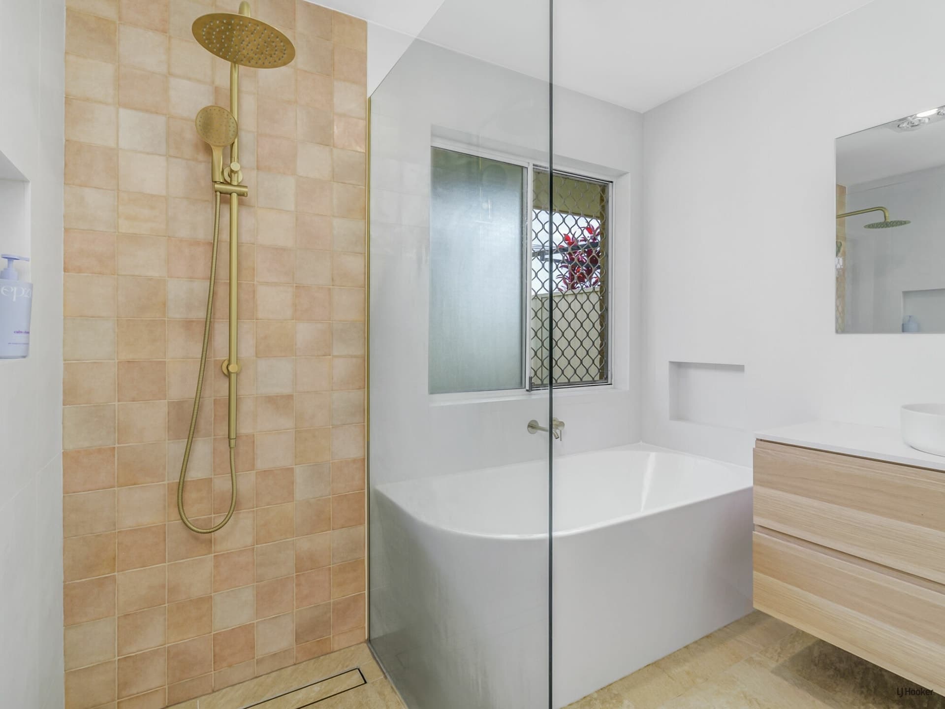 1/9 Carstens Court Currumbin Waters QLD, Currumbin Waters - Thumbnail 4