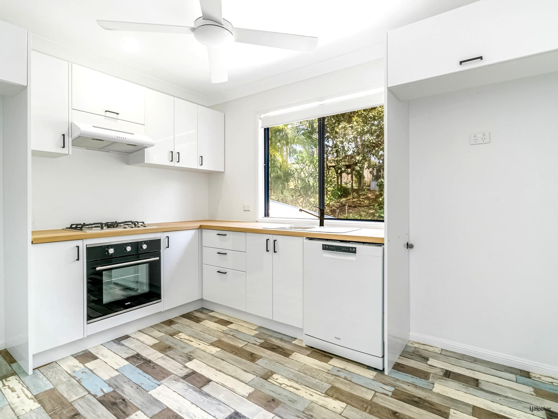 8 Ajax Court Currumbin Waters QLD, Currumbin Waters - Image 1