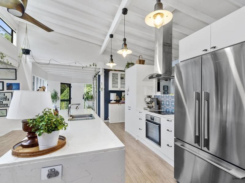 23 Bronhill Street Currumbin Waters QLD, Currumbin Waters - Thumbnail 5