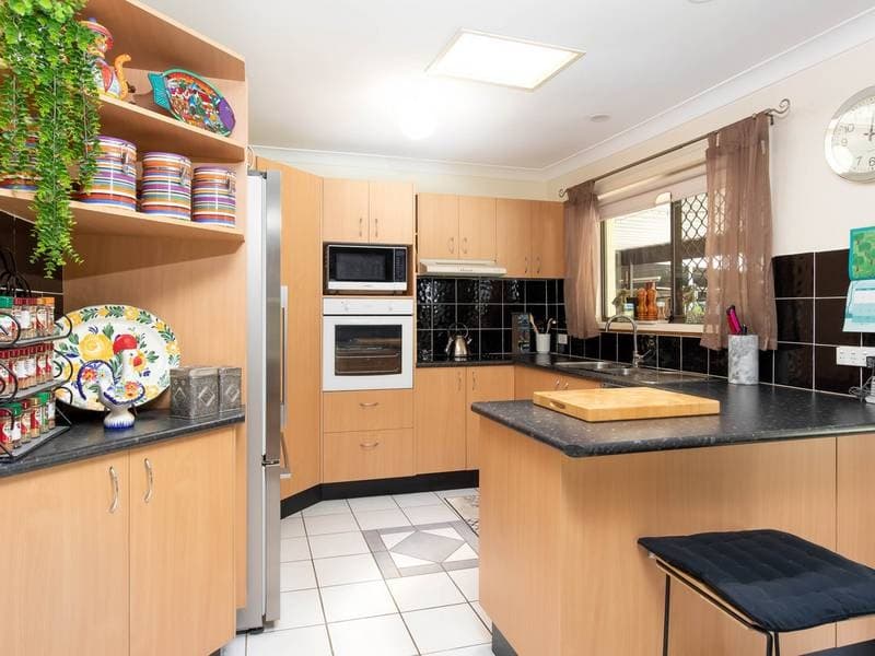 3 Veronica Avenue Daisy Hill QLD, Daisy Hill - Thumbnail 5