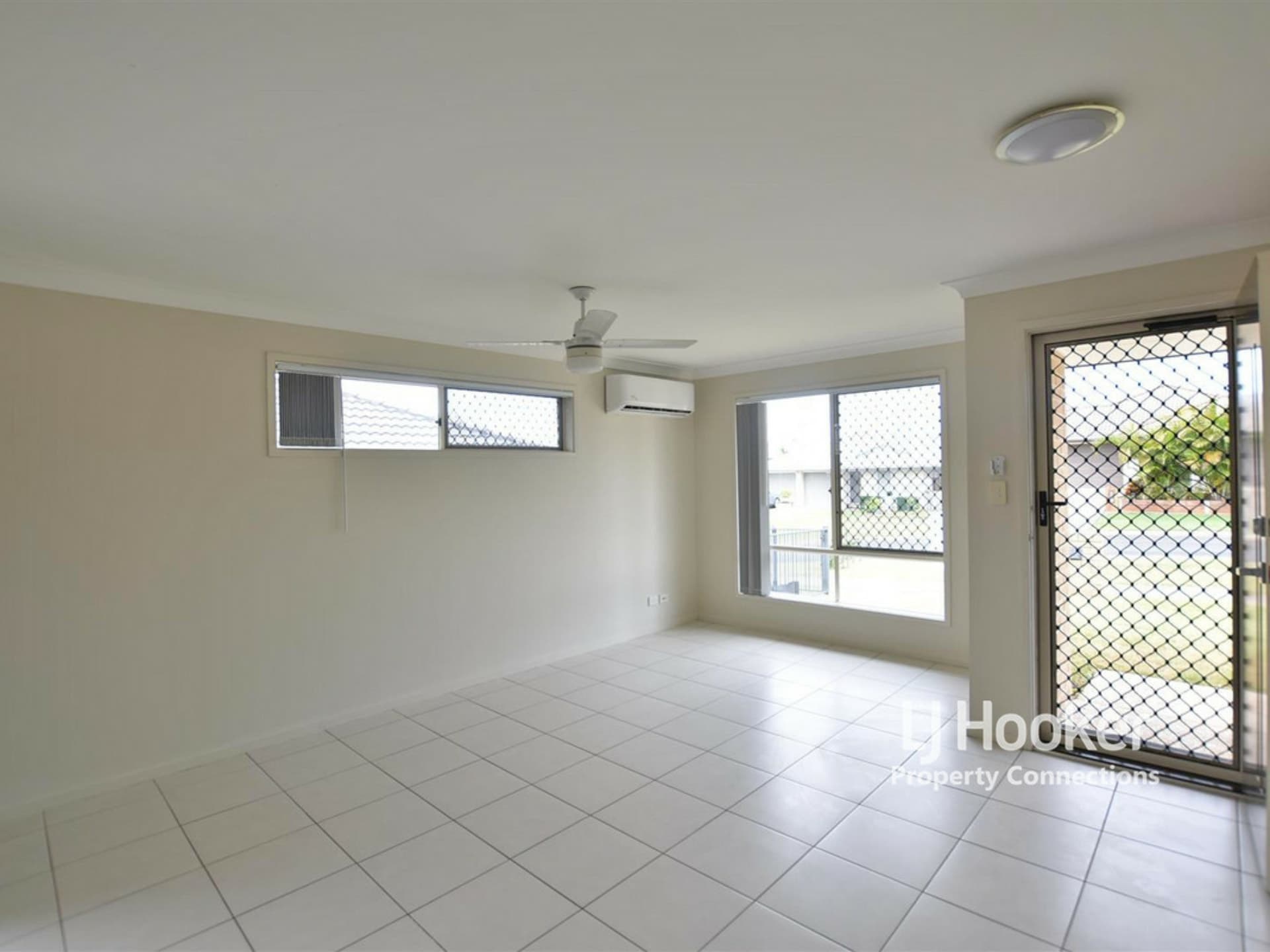 1/11 Braxlaw Crescent Dakabin QLD, Dakabin - Thumbnail 4
