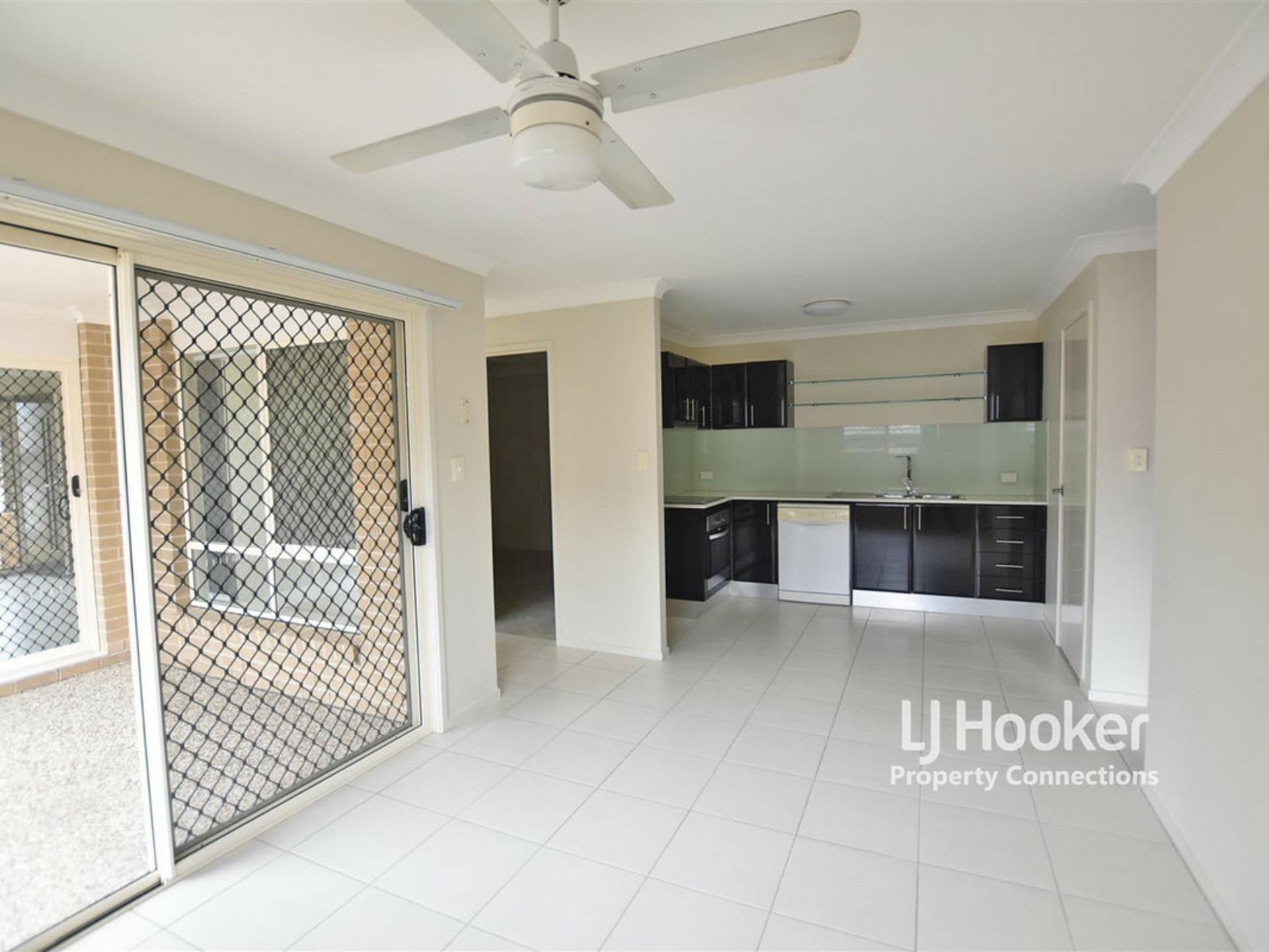 1/11 Braxlaw Crescent Dakabin QLD, Dakabin - Thumbnail 6