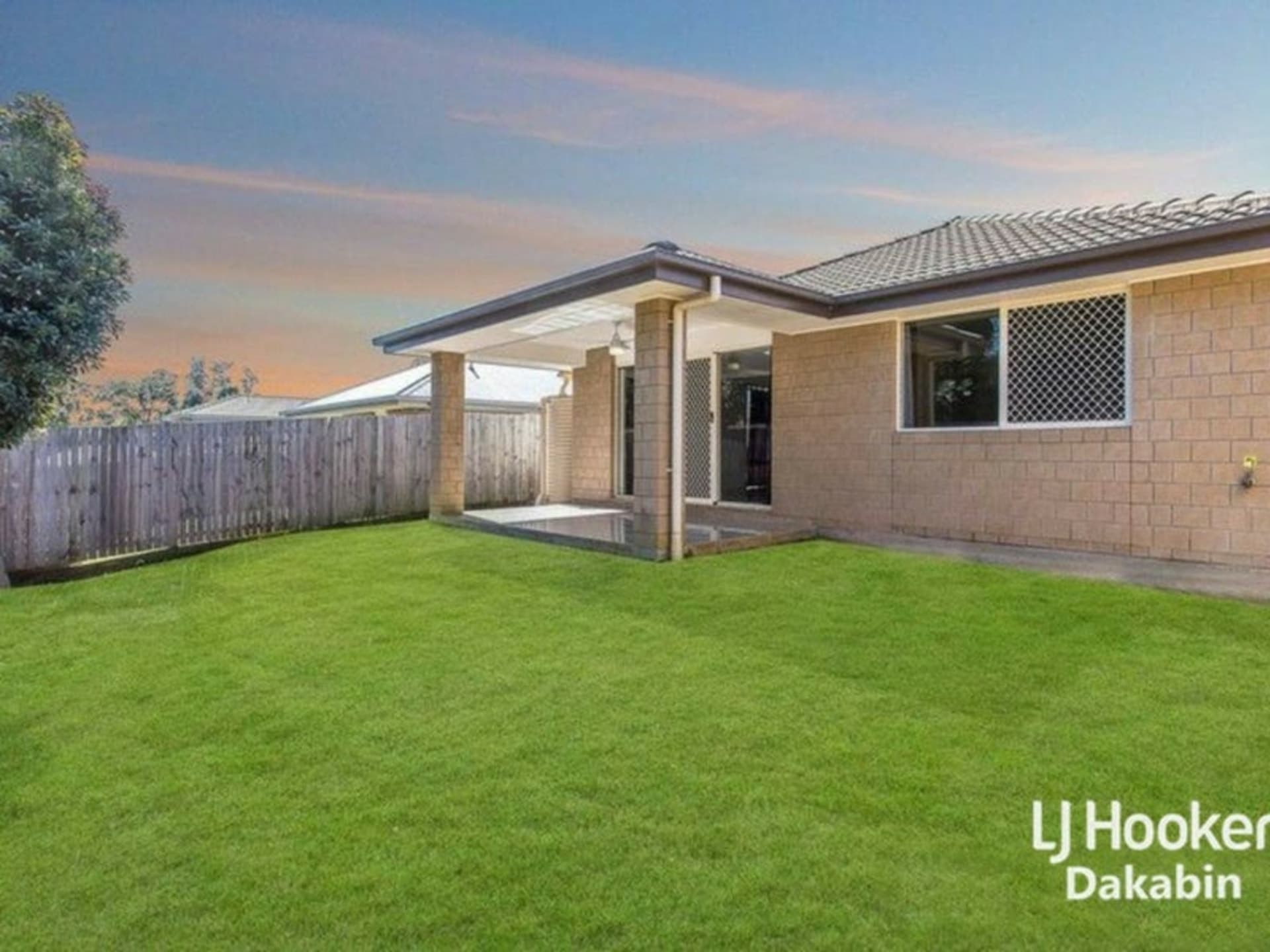 17 Braxlaw Crescent Dakabin QLD, Dakabin - Thumbnail 3