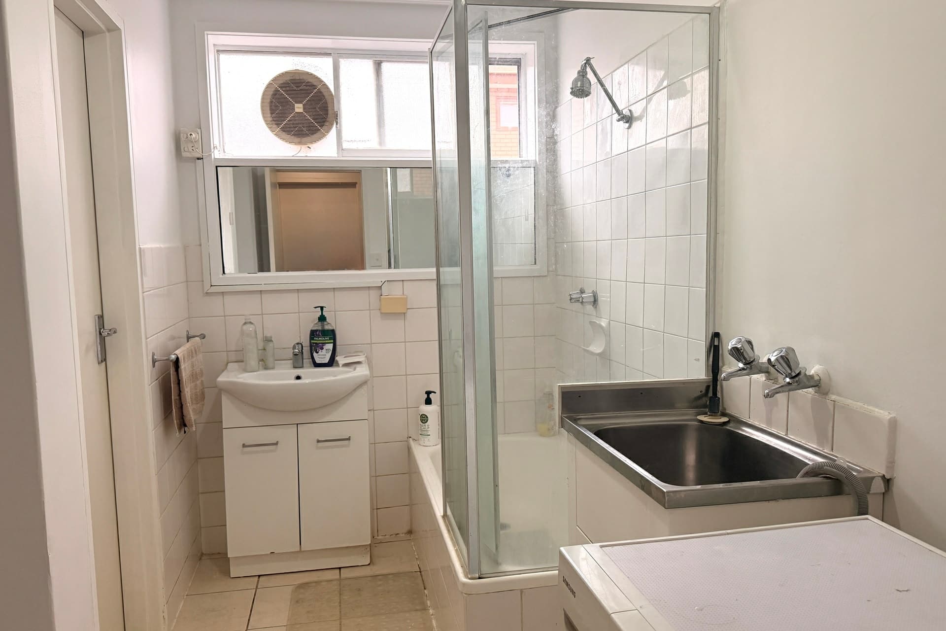 11/46 Princes Highway Dandenong VIC, Dandenong - Image 1