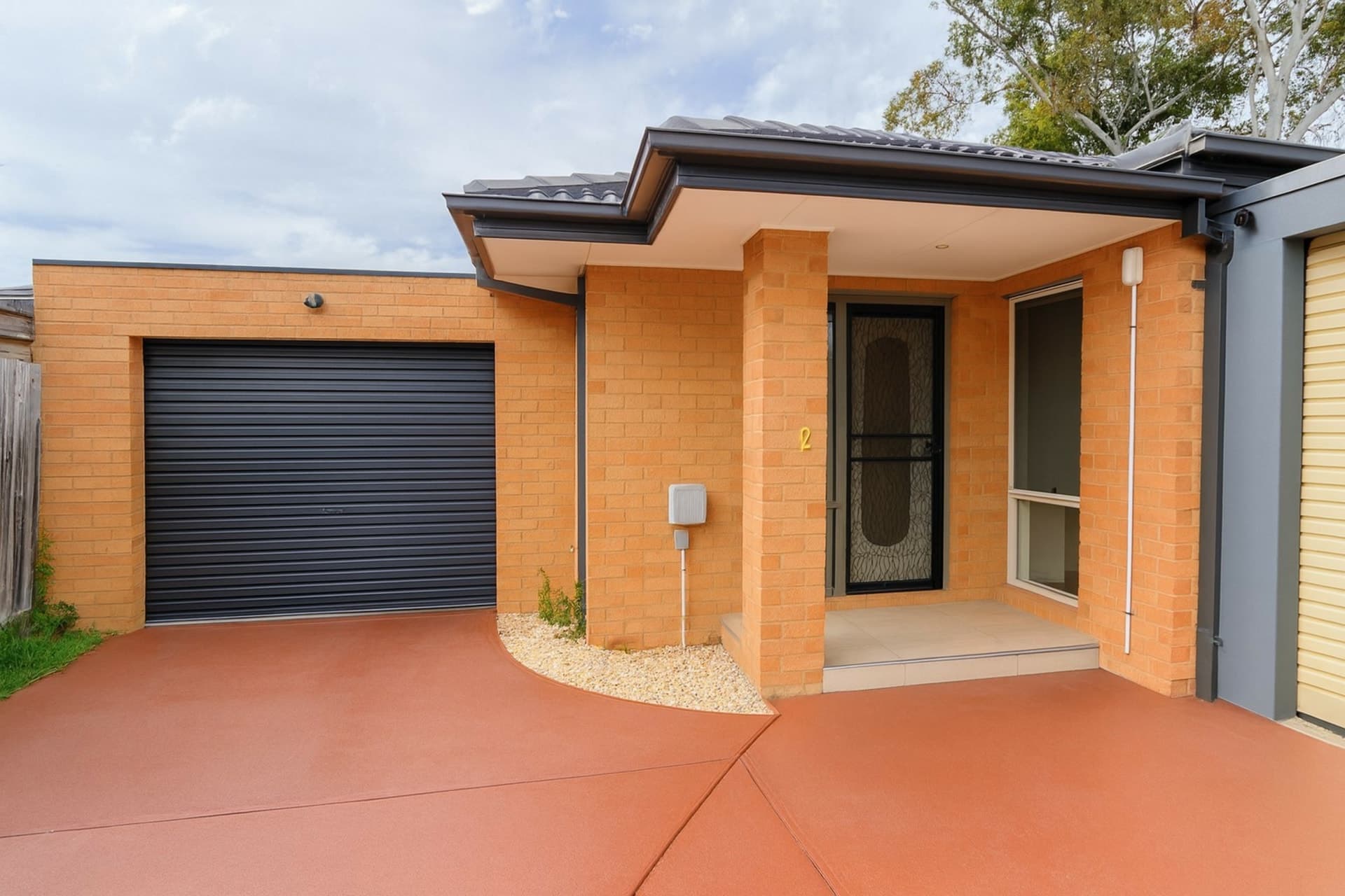 2/13 Bedwell Avenue Dandenong VIC, Dandenong - Thumbnail 2