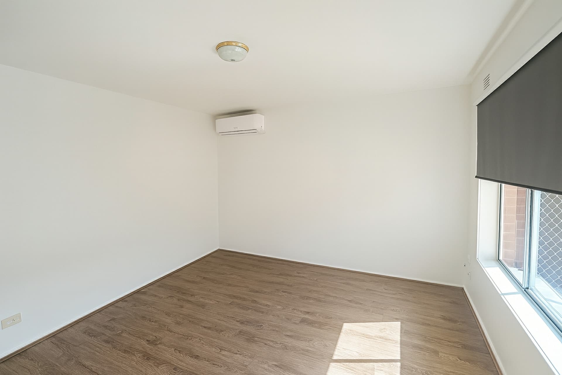 2/11 Rodd Street Dandenong VIC, Dandenong - Thumbnail 3