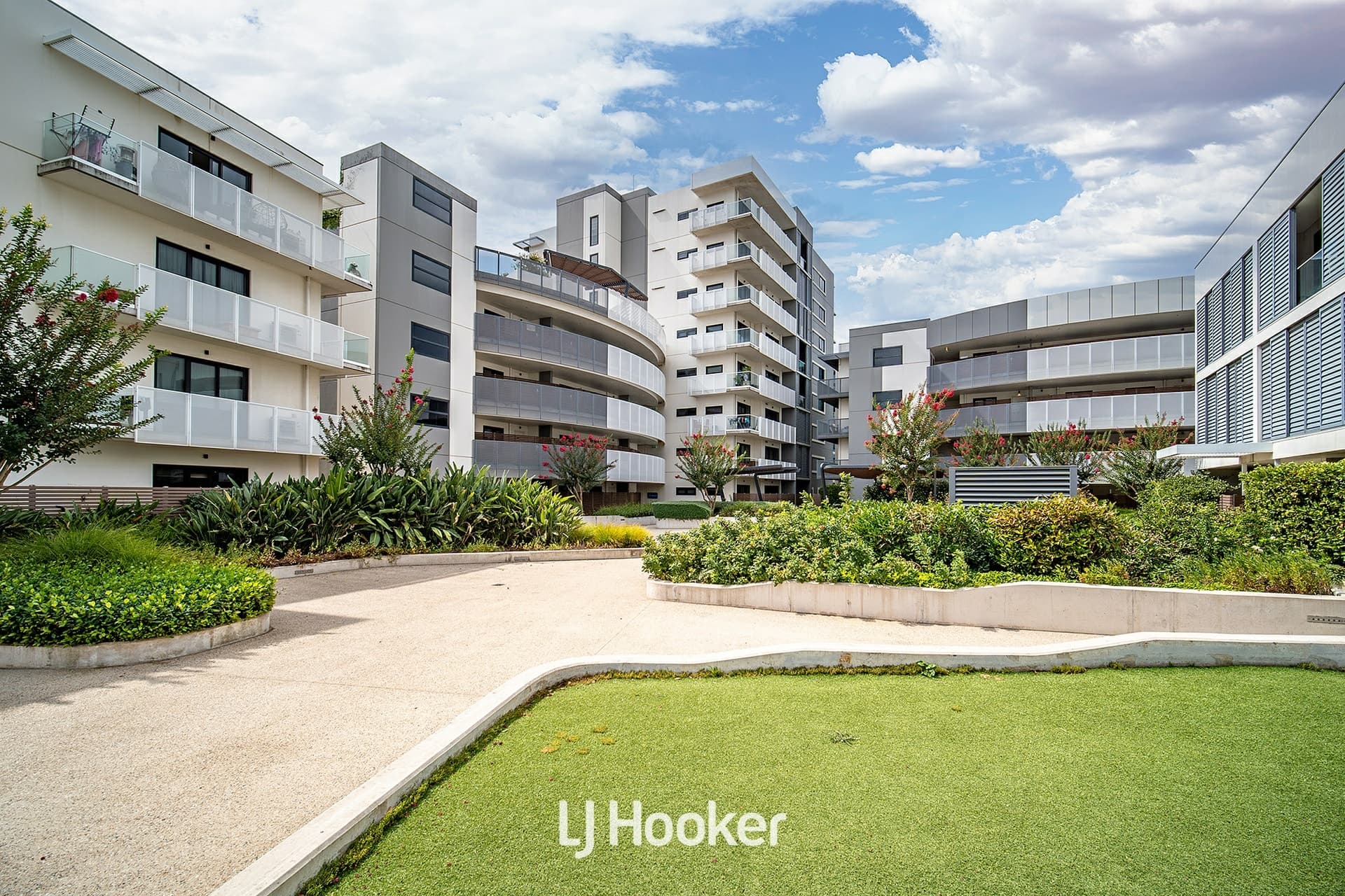 126/80 Cheltenham Road Dandenong VIC, Dandenong - Thumbnail 2