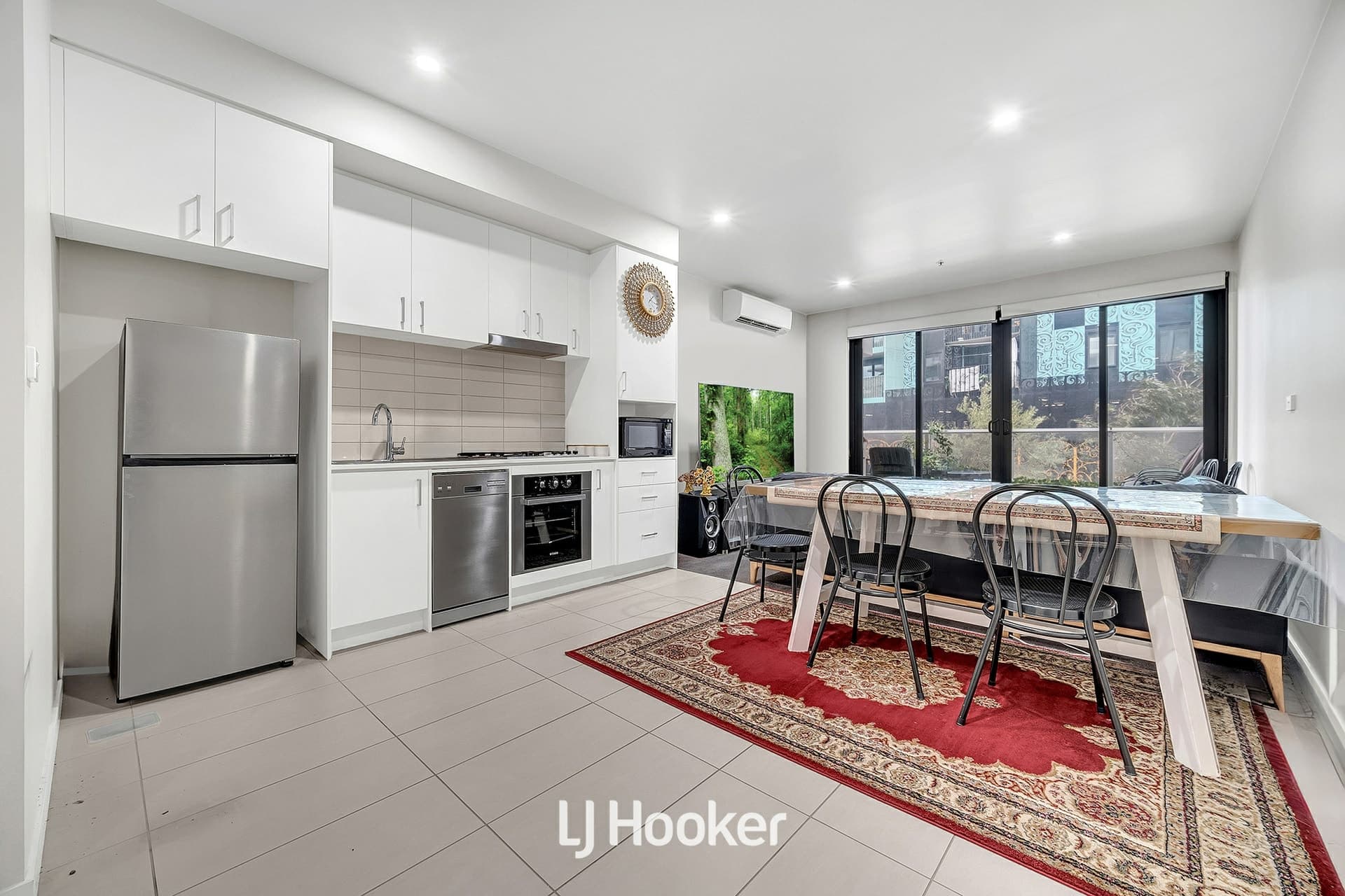 126/80 Cheltenham Road Dandenong VIC, Dandenong - Thumbnail 3