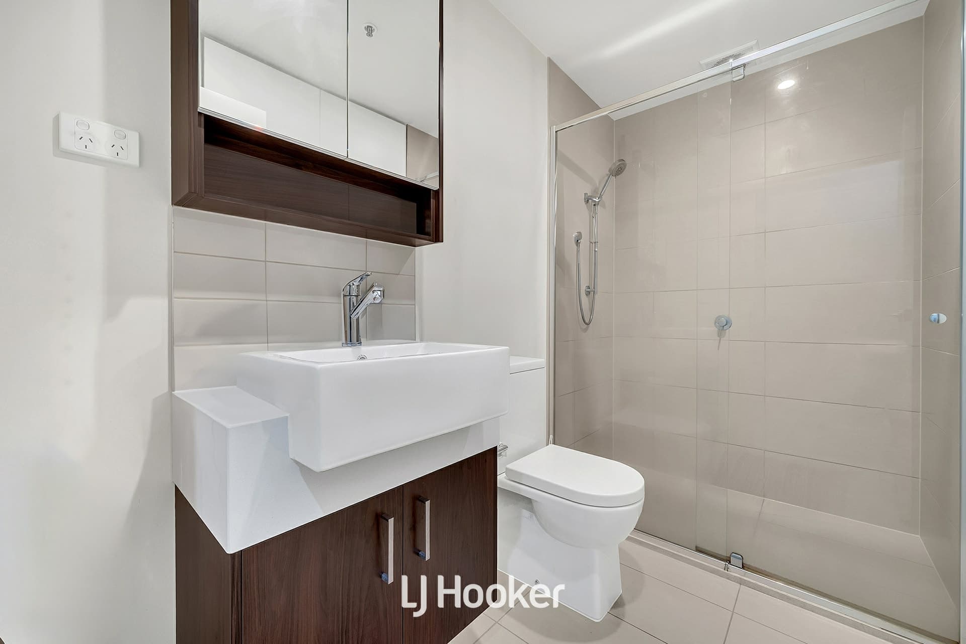 126/80 Cheltenham Road Dandenong VIC, Dandenong - Thumbnail 7