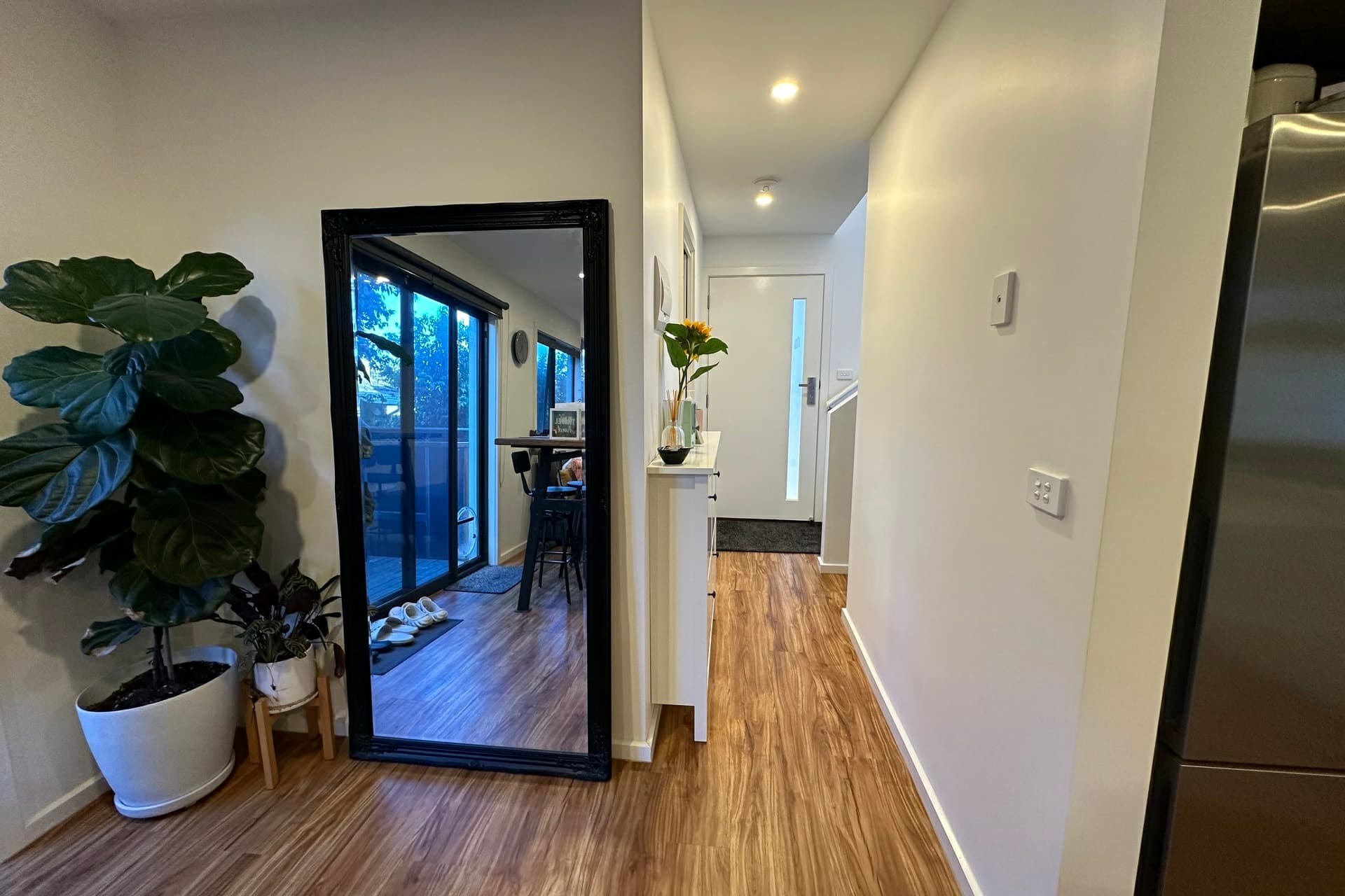 2/27 New Street Dandenong VIC, Dandenong - Thumbnail 8