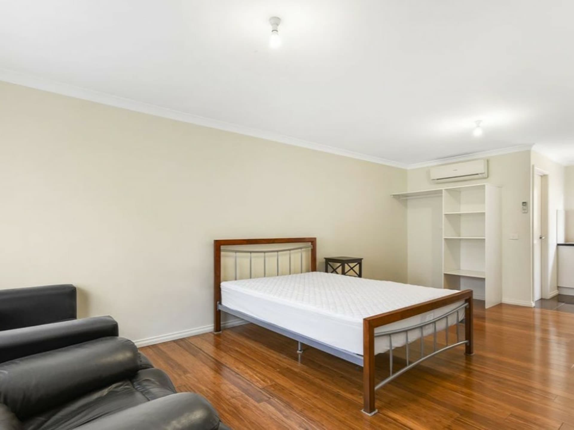 2/101 Herbert Street Dandenong VIC, Dandenong - Thumbnail 4