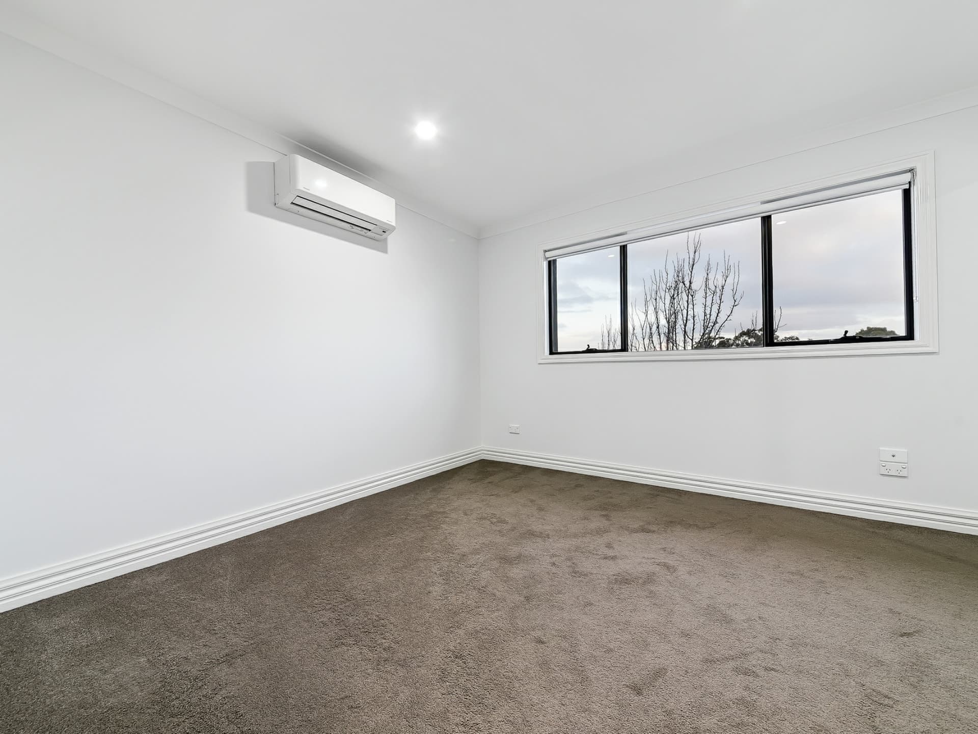 2/11 Edith Street Dandenong VIC, Dandenong - Thumbnail 5