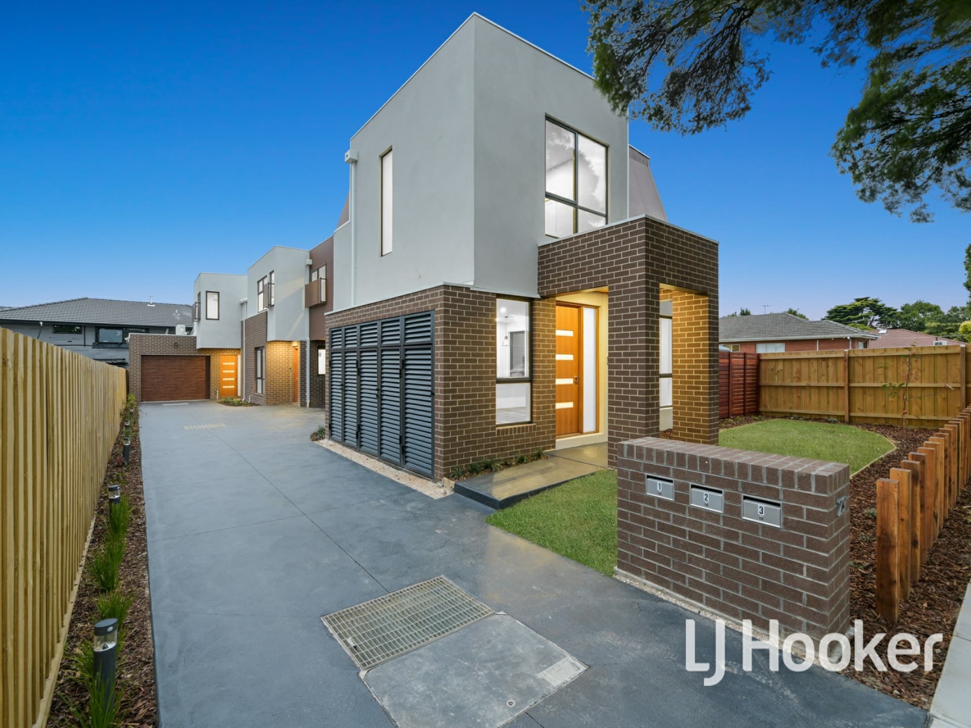 1/29 Pickett Street Dandenong VIC, Dandenong - Image 1