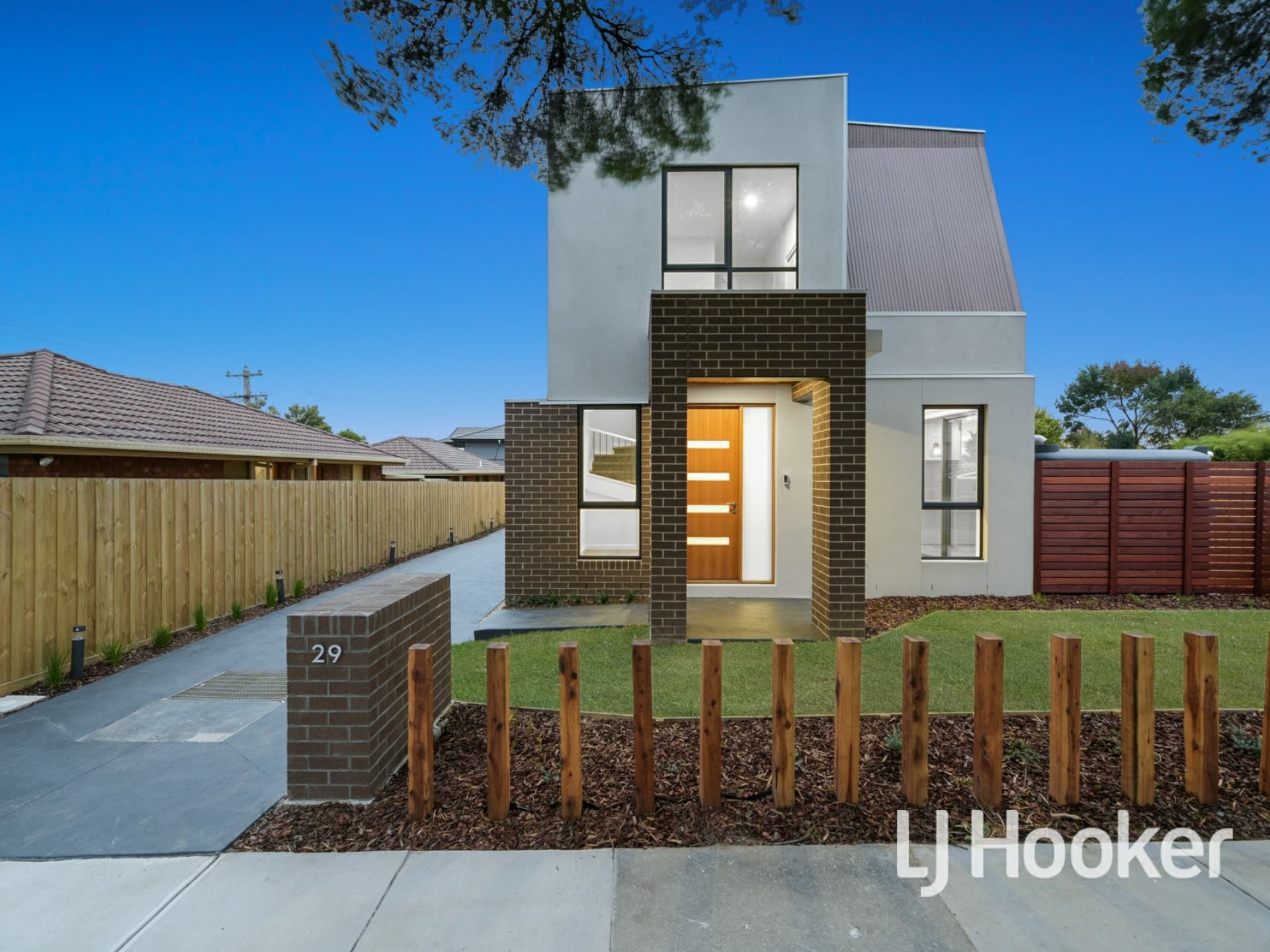 1/29 Pickett Street Dandenong VIC, Dandenong - Thumbnail 2