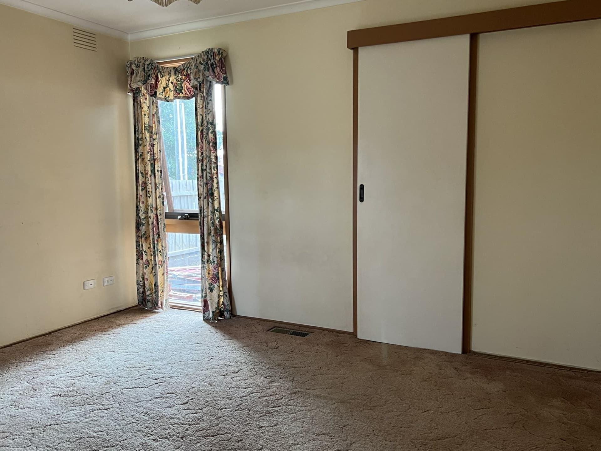 24 Tarene Street Dandenong VIC, Dandenong - Thumbnail 8