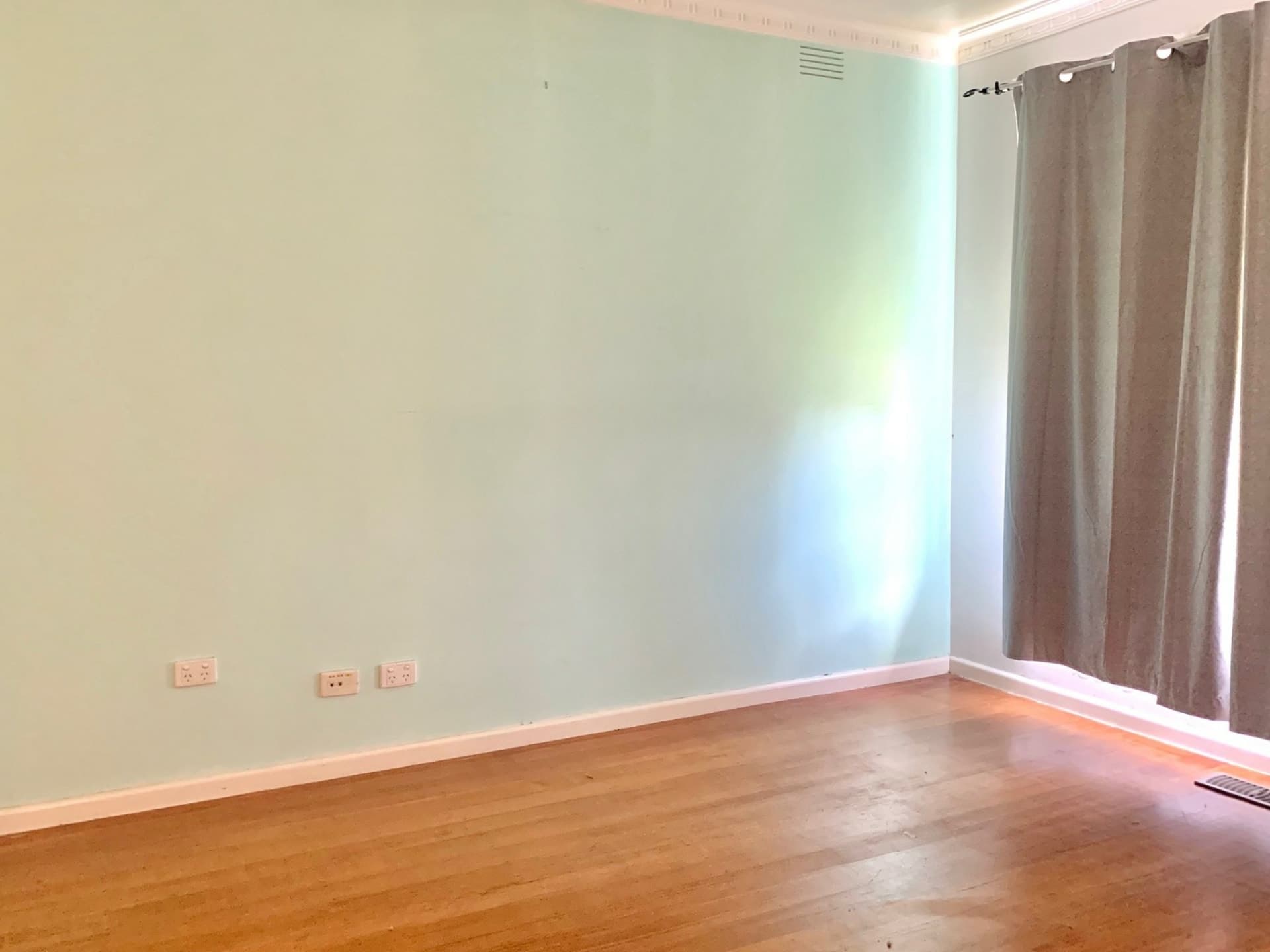 6 Axel Street Dandenong VIC, Dandenong - Thumbnail 5