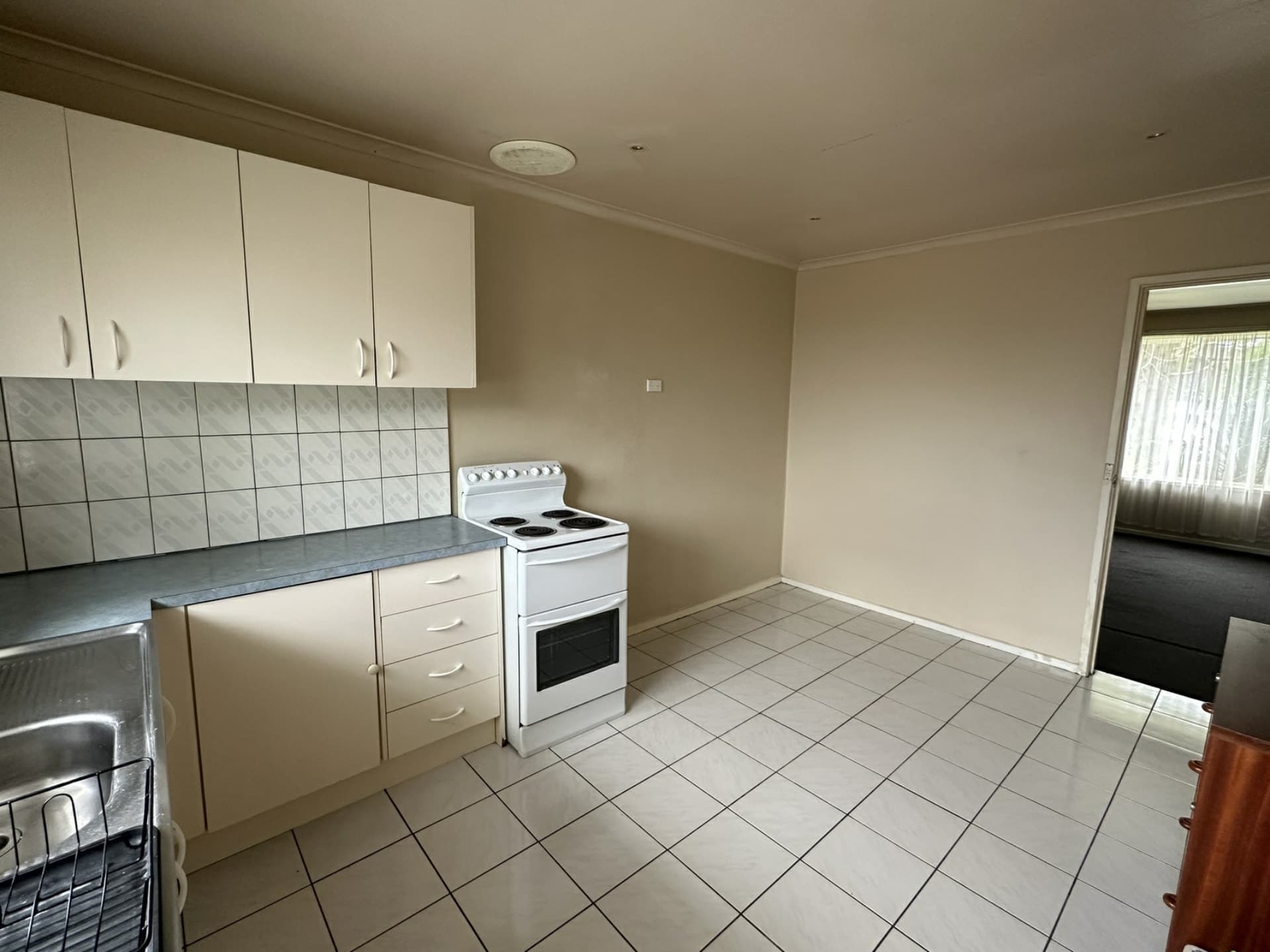 2/13 Rhoden Court Dandenong North VIC, Dandenong North - Thumbnail 5