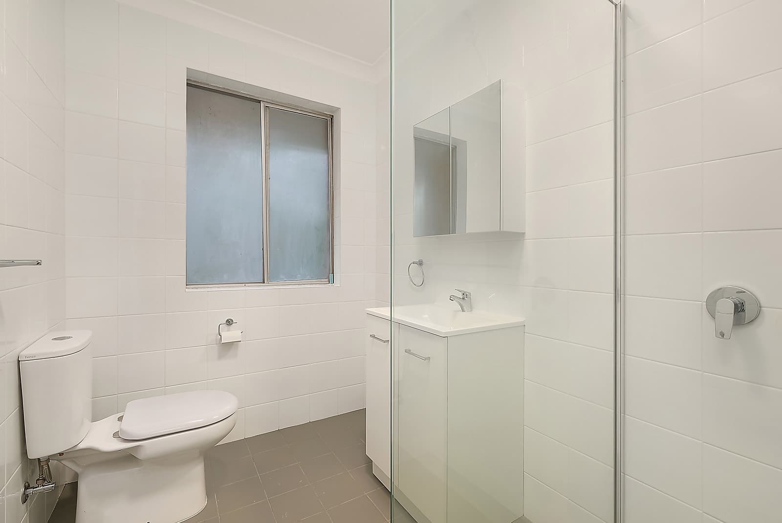 10/2  Fairway Close, Manly Vale NSW 2093, Manly Vale - Thumbnail 3