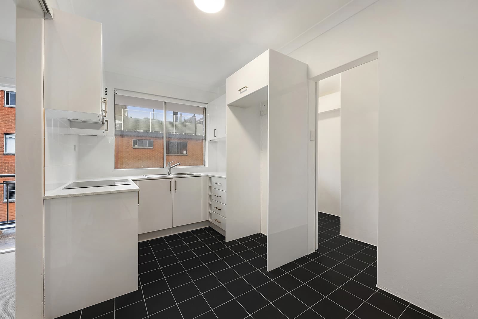 10/2  Fairway Close, Manly Vale NSW 2093, Manly Vale - Thumbnail 5