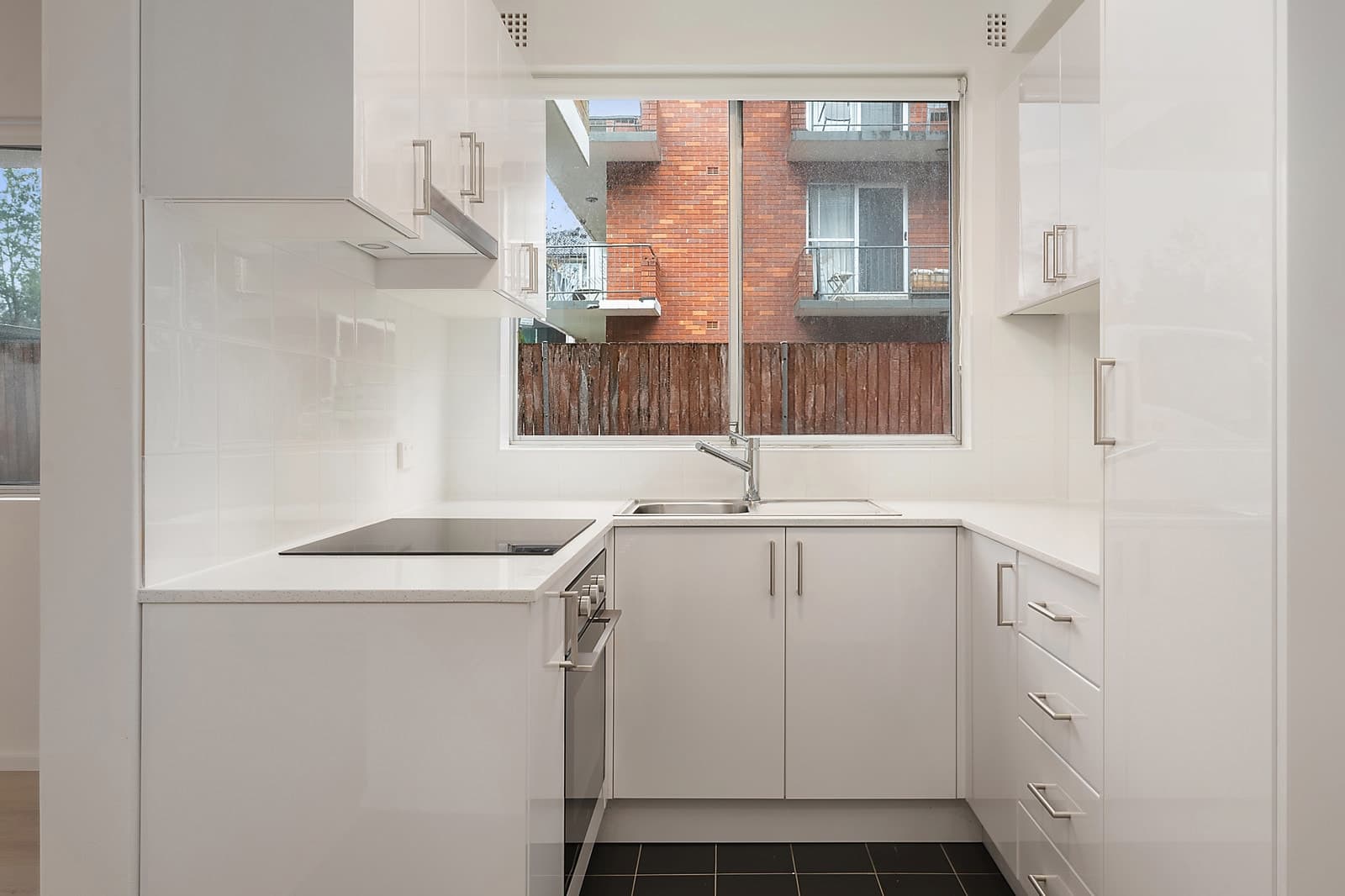 4/2 fairway Close, Manly Vale NSW 2093, Manly Vale - Thumbnail 4