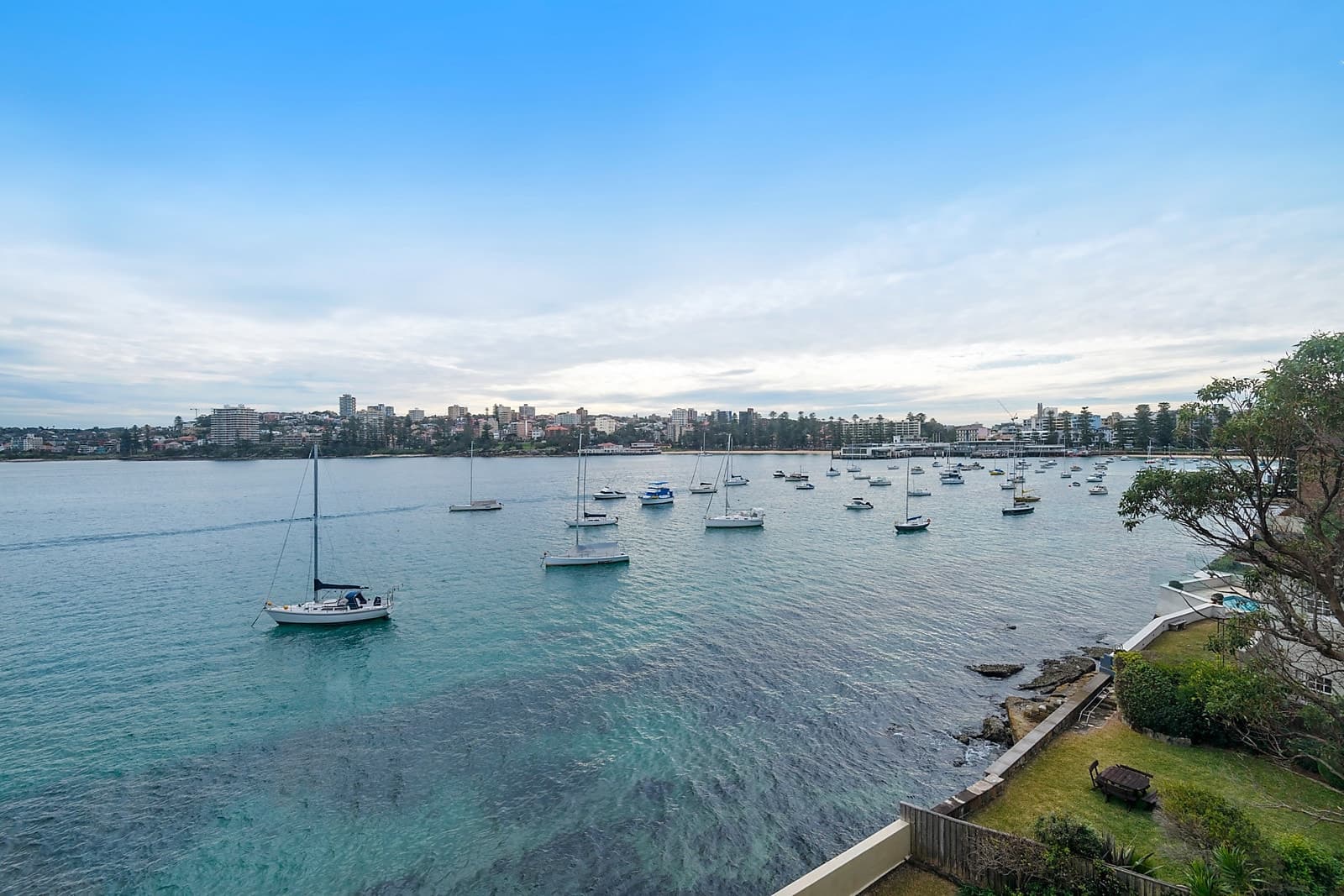 11/24  Cove Avenue, Manly, Manly - Image 1