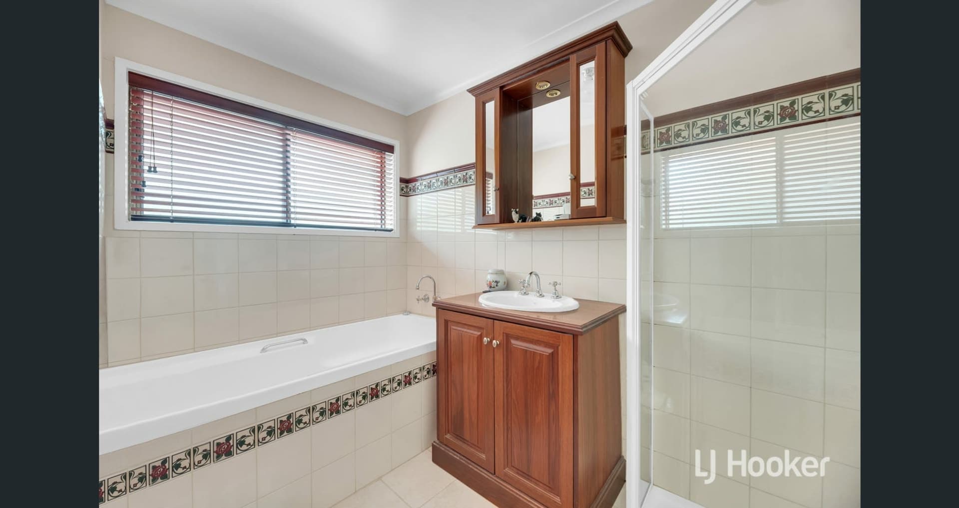 20 Gleneagles Ct Darley VIC, Darley - Thumbnail 5