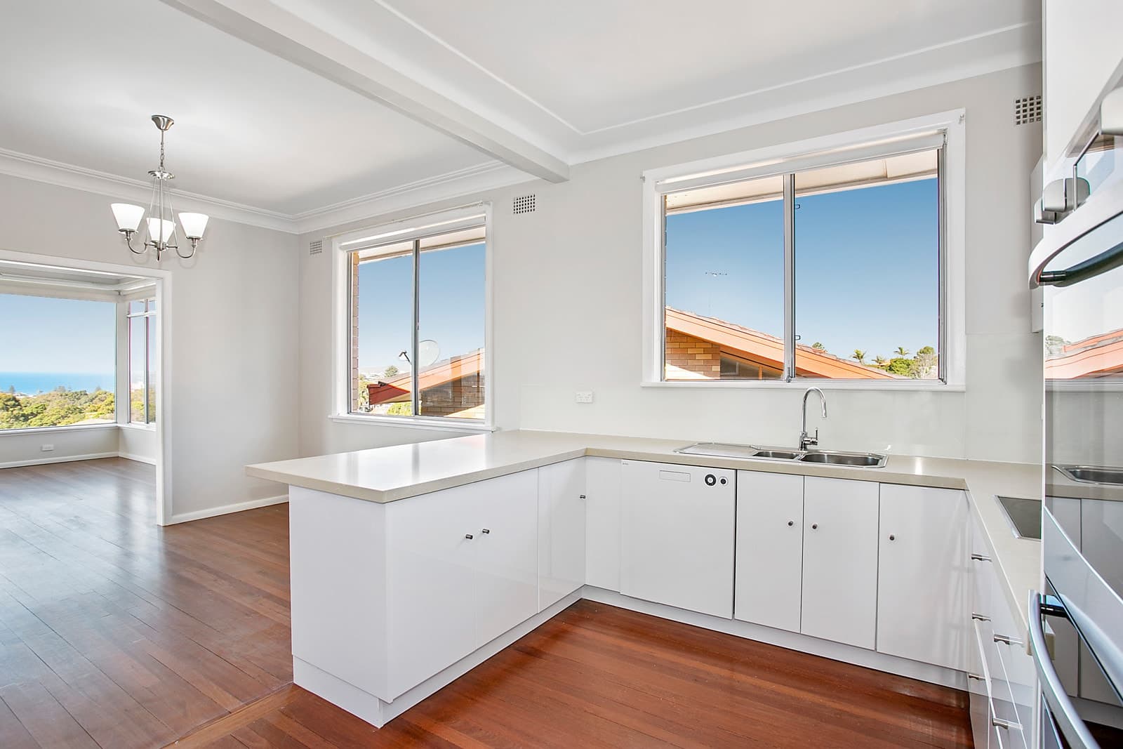 26 McDonald Street, Freshwater, Freshwater - Thumbnail 3