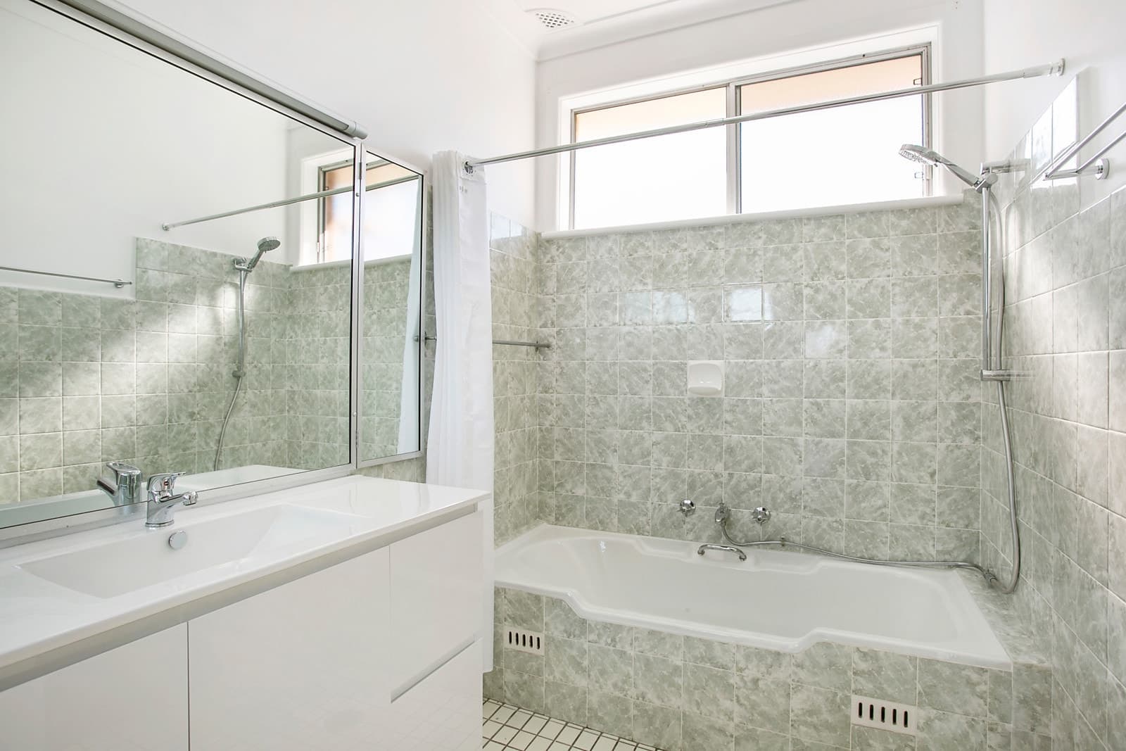 26 McDonald Street, Freshwater, Freshwater - Thumbnail 5