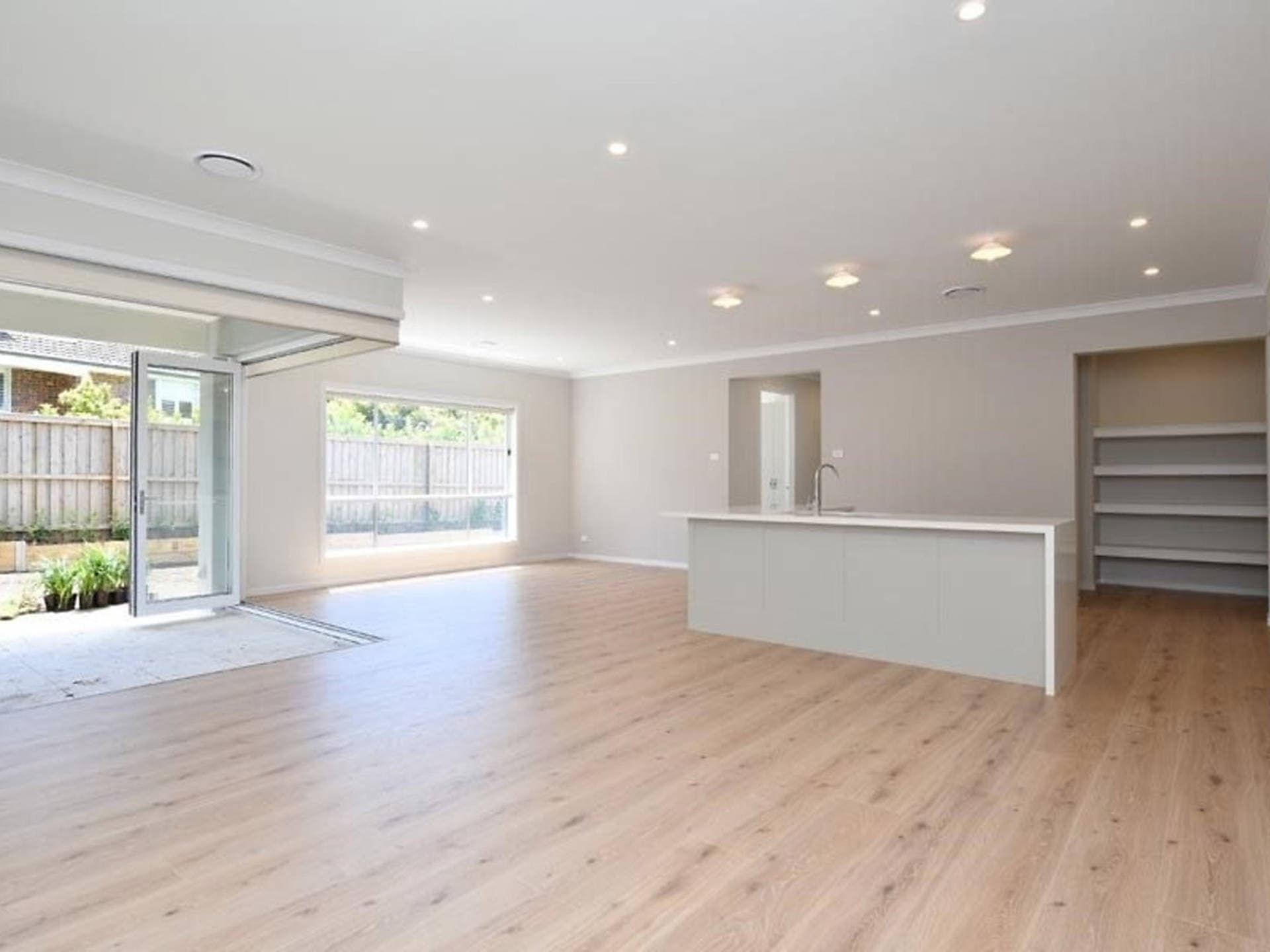 26 McDonald Street, Freshwater, Freshwater - Thumbnail 6
