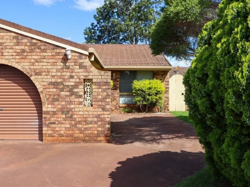 2/2 Amber Court Darling Heights QLD, Darling Heights - Thumbnail 2