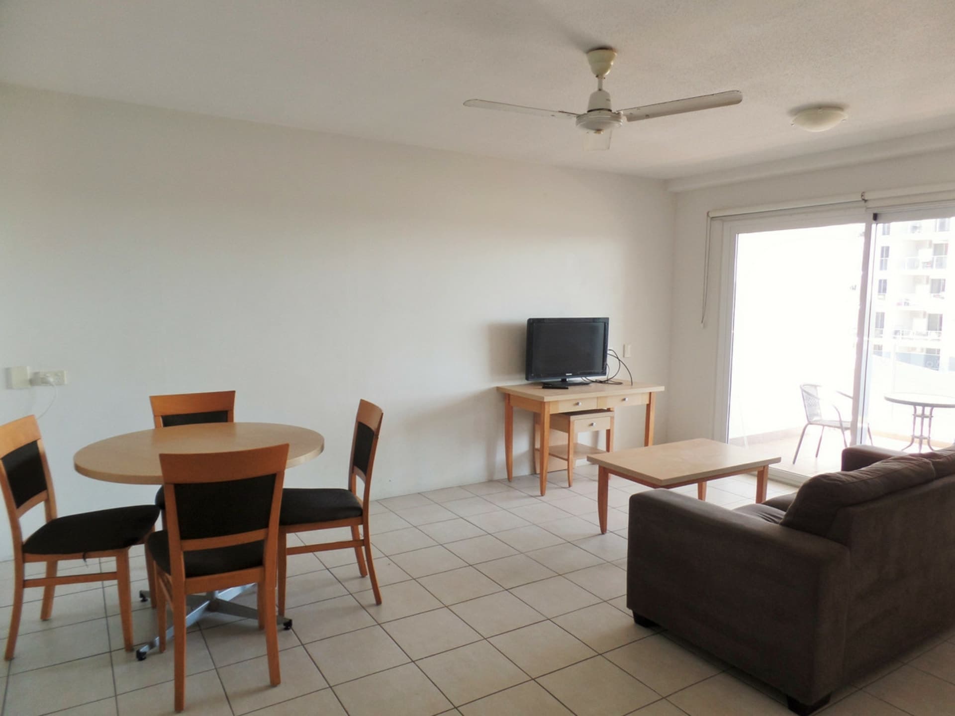 606/5 Gardiner Street Darwin City NT, Darwin City - Thumbnail 3