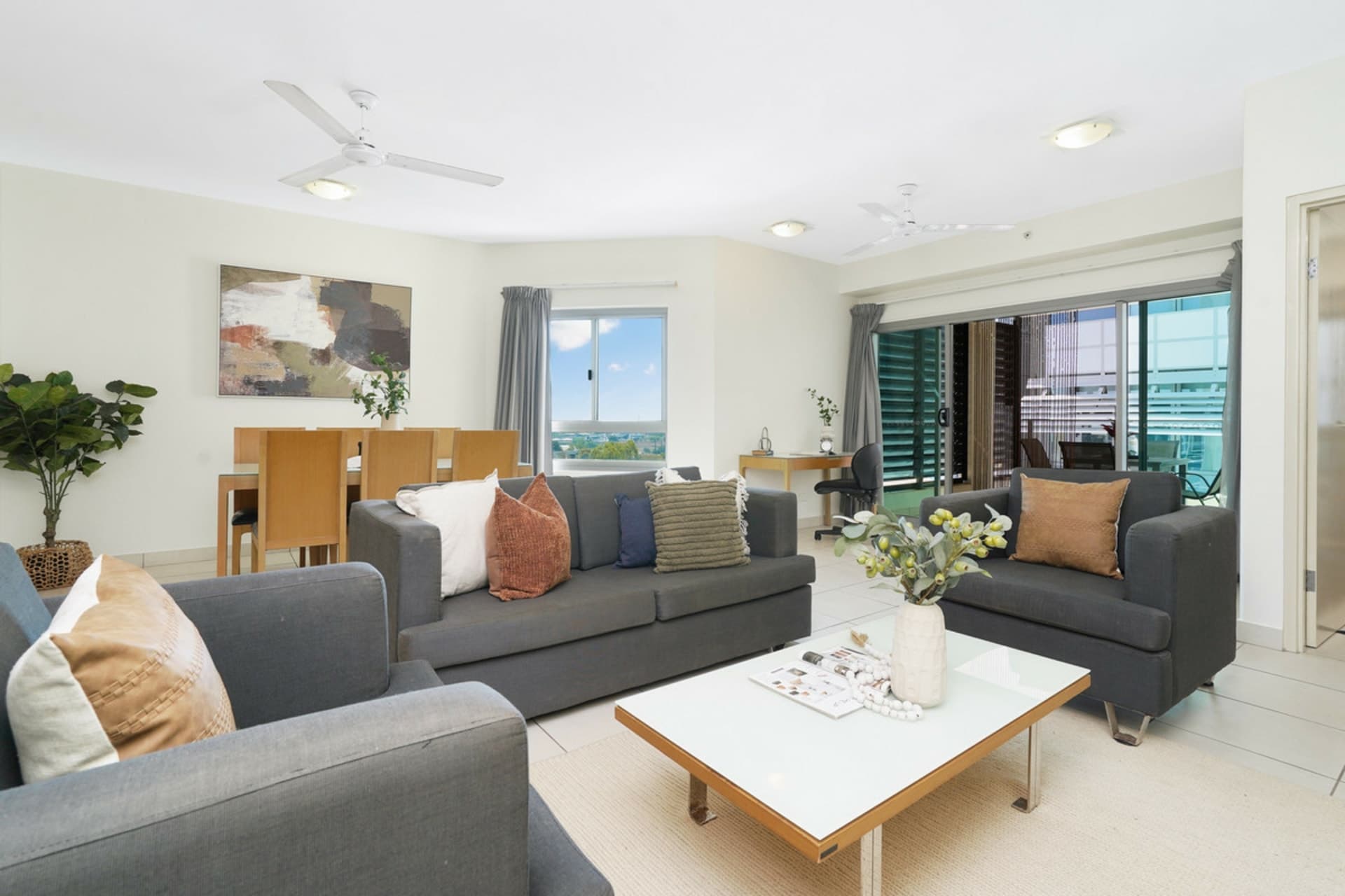 704/24 Litchfield Street Darwin City NT, Darwin City - Thumbnail 3