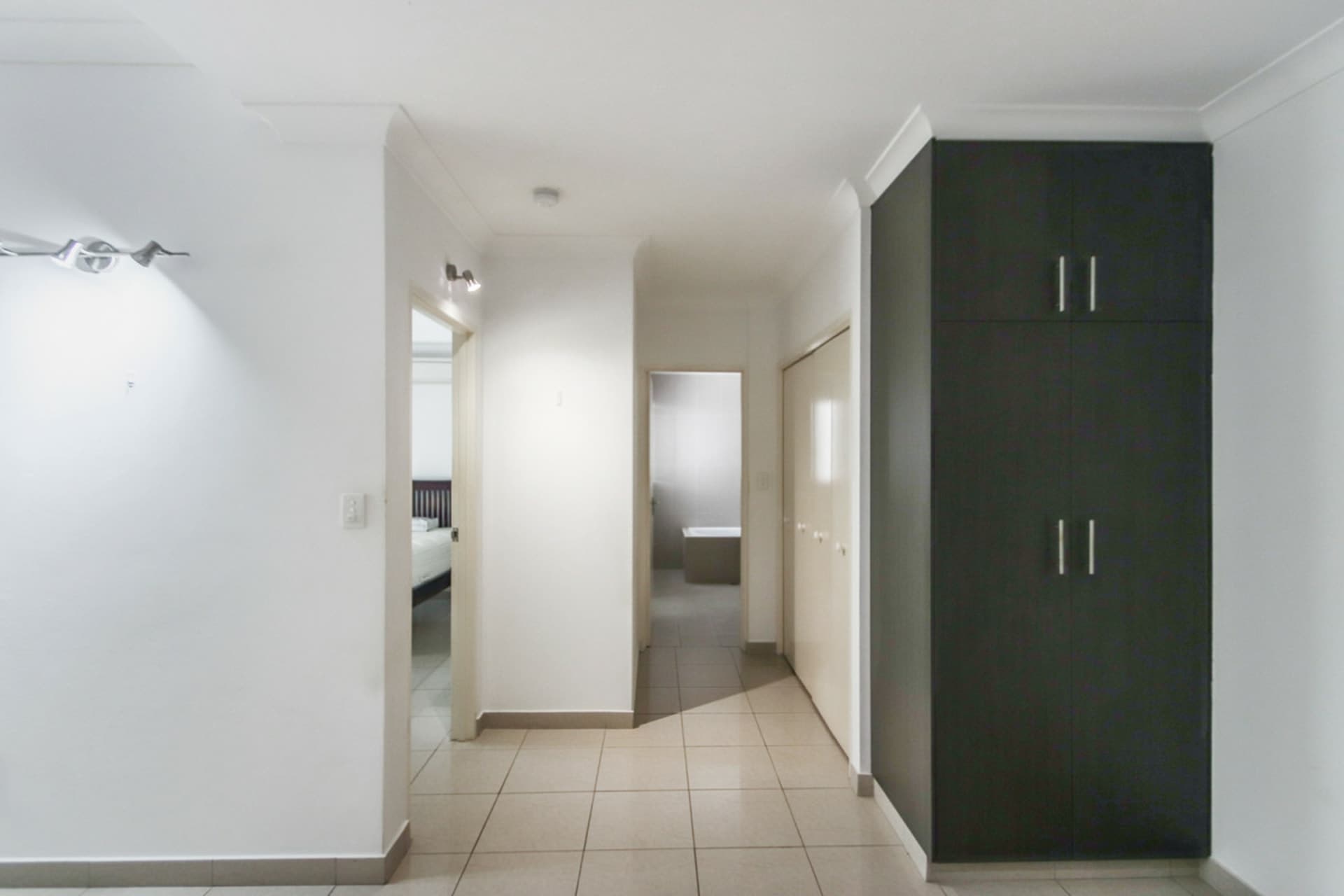 2/2 Gardiner Street Darwin City NT, Darwin City - Image 1