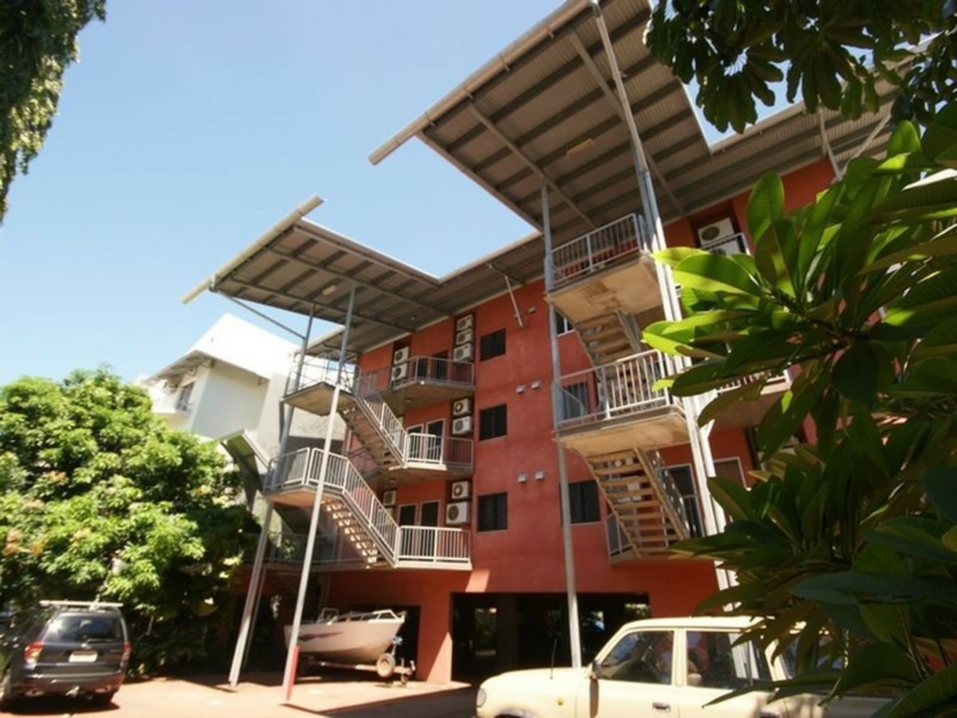 3/12 McLachlan Street Darwin City NT, Darwin City - Image 1