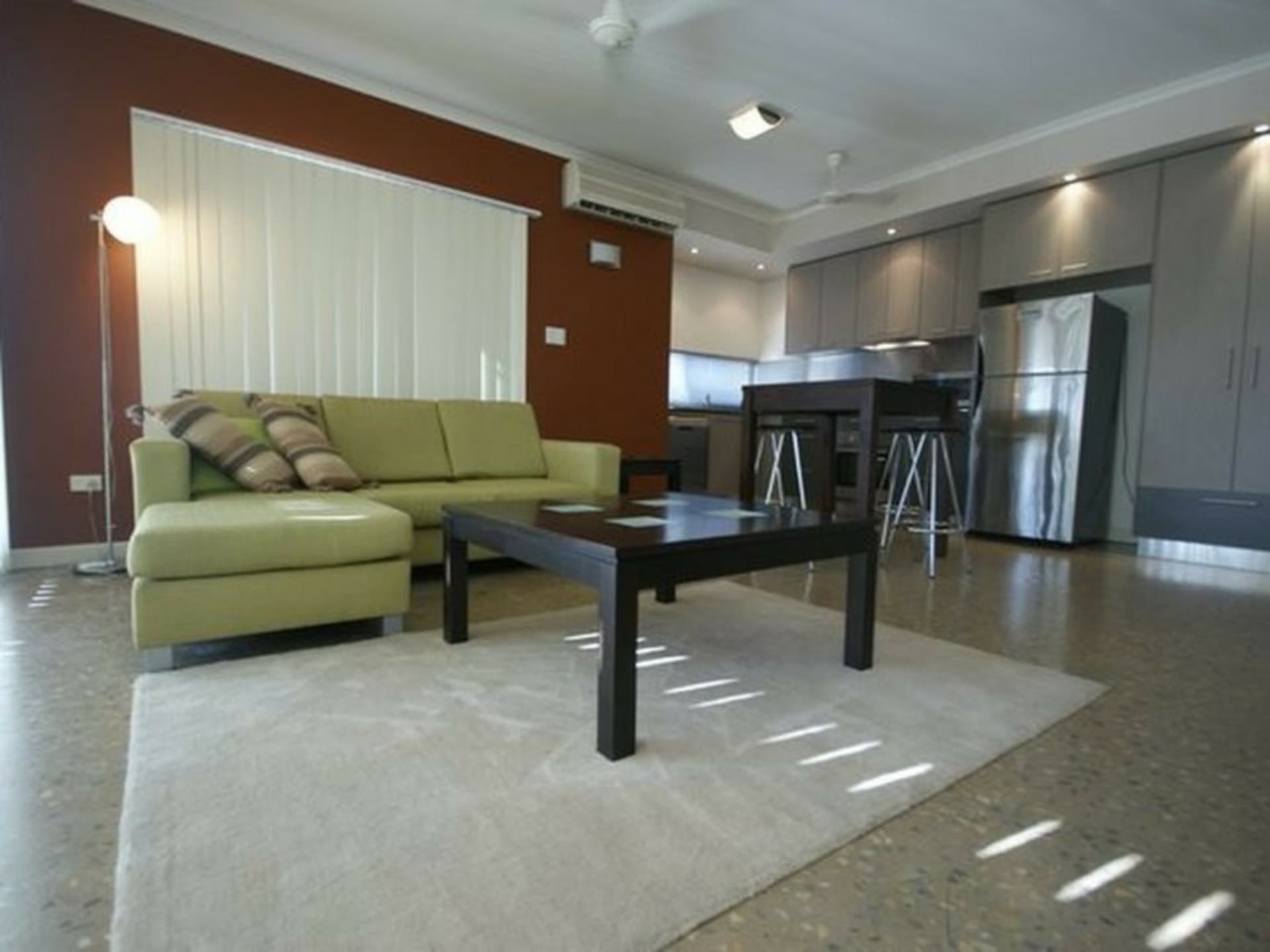 8/30 Cavenagh Street Darwin City NT, Darwin City - Thumbnail 2