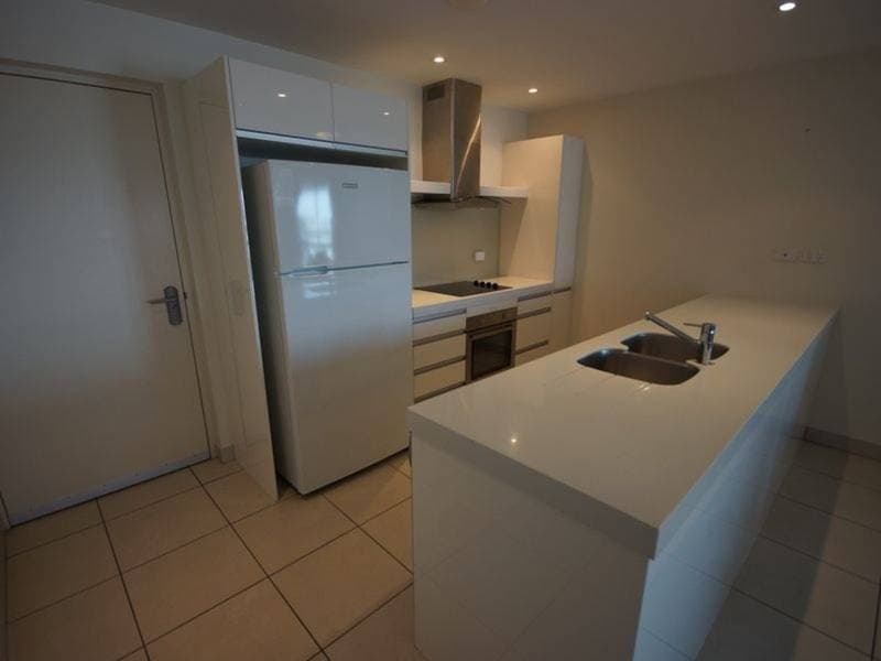 704/24 Litchfield Street Darwin City NT, Darwin City - Thumbnail 7