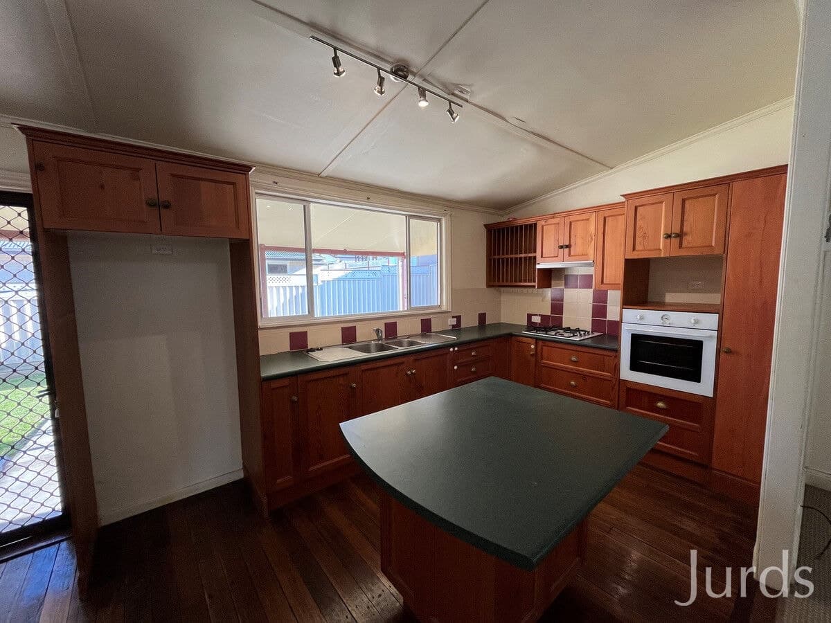 1 Melbourne Street, ABERDARE, Aberdare - Thumbnail 4