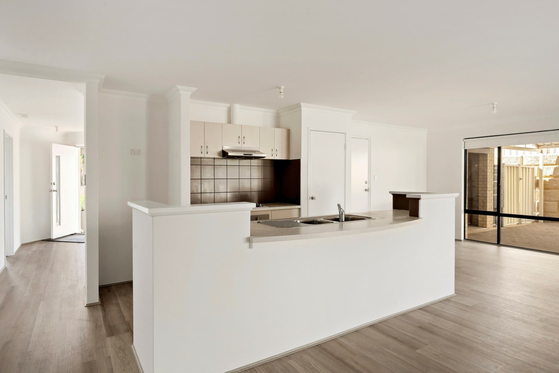 7 Kondinin Way Dawesville WA, Dawesville - Thumbnail 3